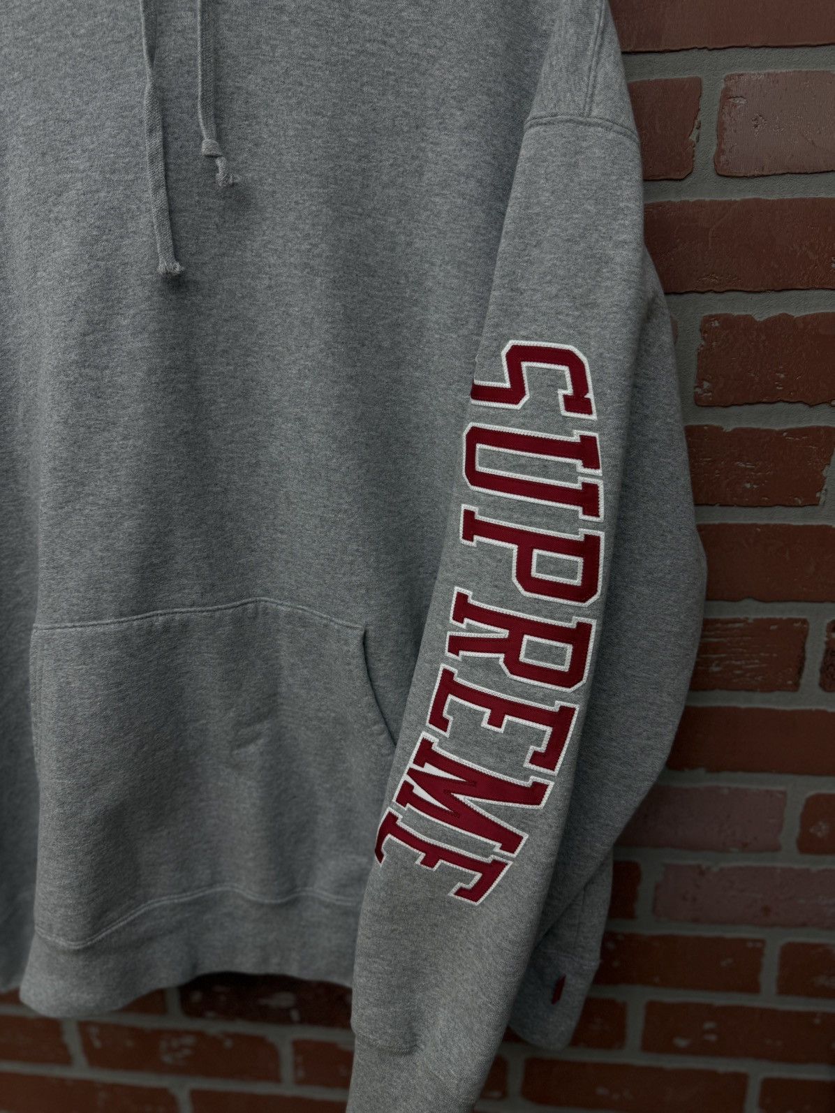 Supreme Supreme Arm Logo Hoodie Grey Size XL 🧼 Size US XL / EU 56 / 4 - 2 Thumbnail