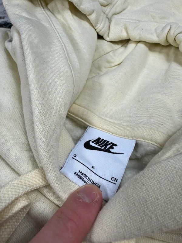 Nike Nike yellow S swoosh logo hoodie Size US S / EU 44-46 / 1 - 5 Thumbnail