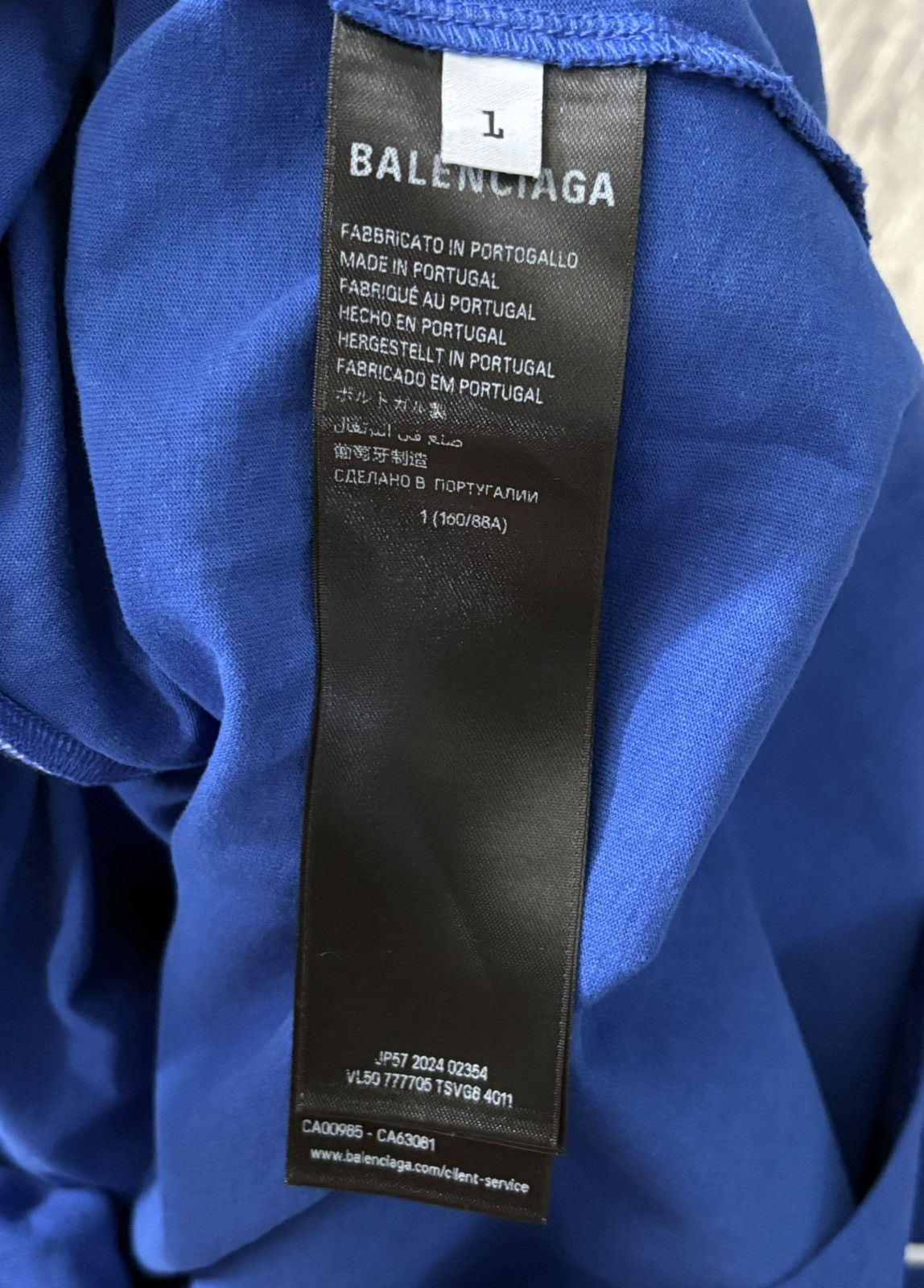 Balenciaga Balenciaga soccer tshirt Size US S / EU 44-46 / 1 - 3 Thumbnail