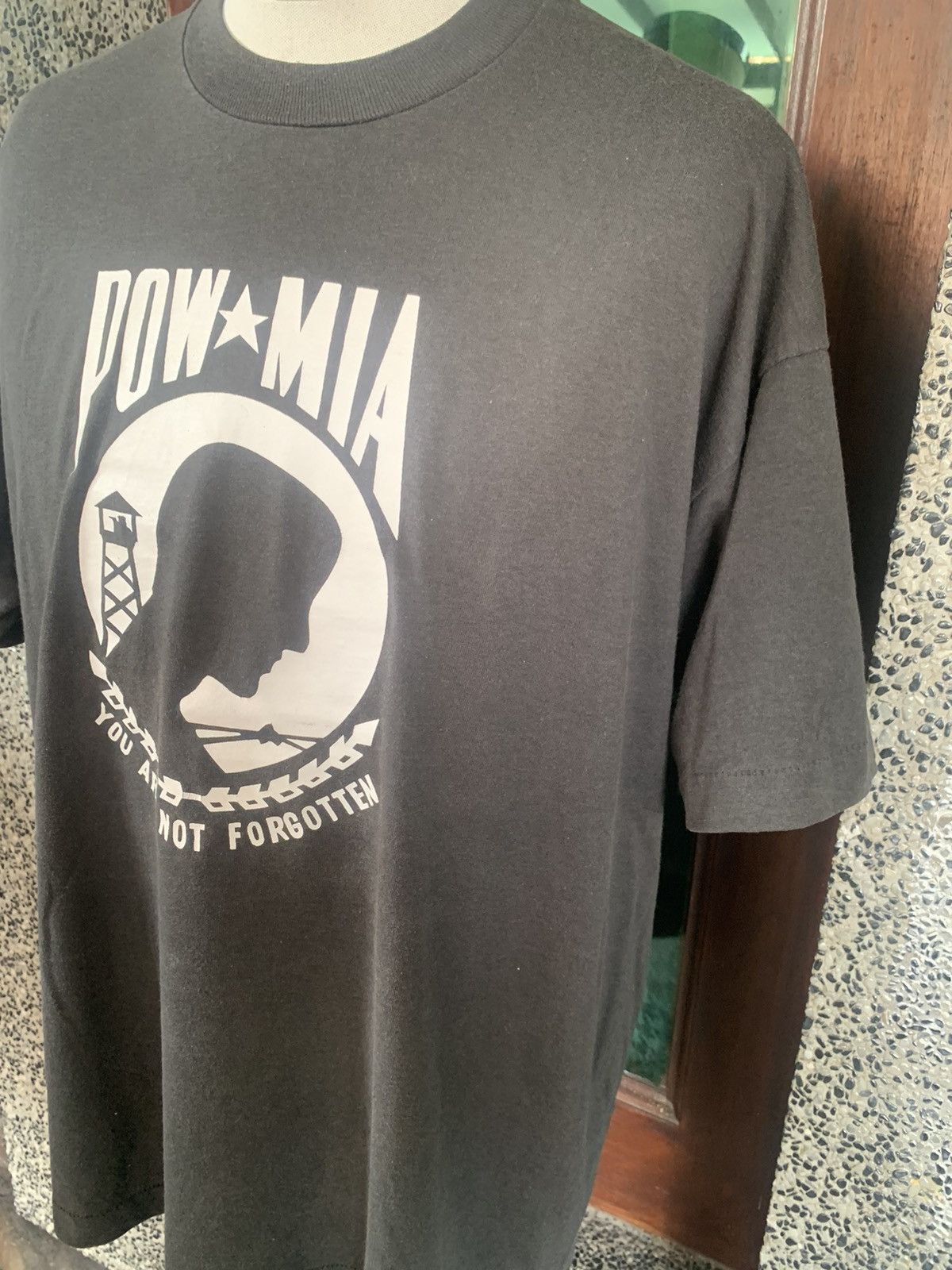 Vintage Vintage 90s Pow Mia You Are Not Forgotten T shirt Size US XL / EU 56 / 4 - 3 Thumbnail