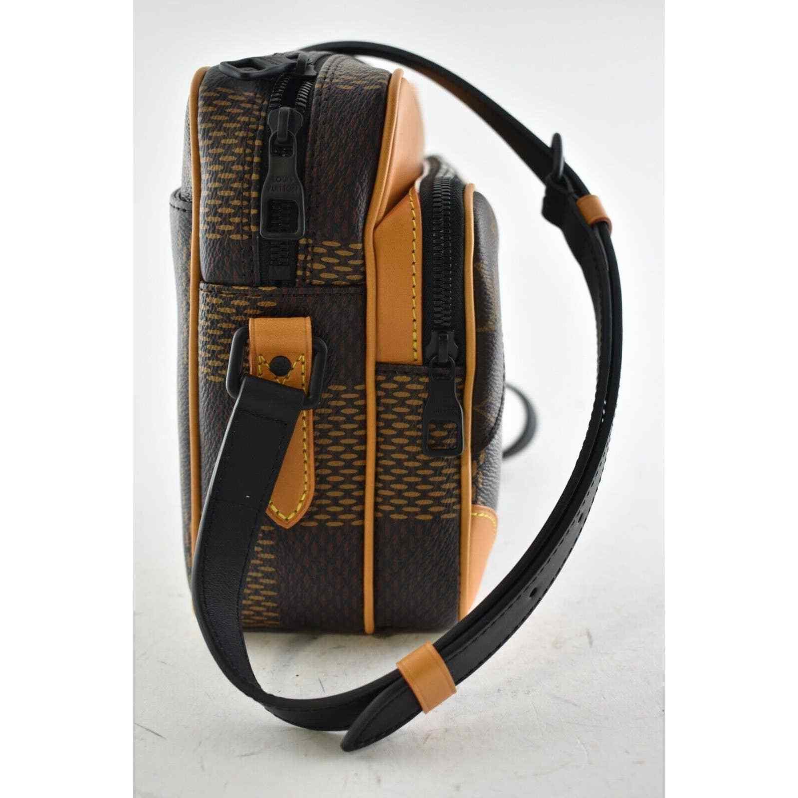 Louis Vuitton Louis Vuitton Nigo Nil Messenger Wave Damier Ebene Drip Bag Size ONE SIZE - 7 Thumbnail