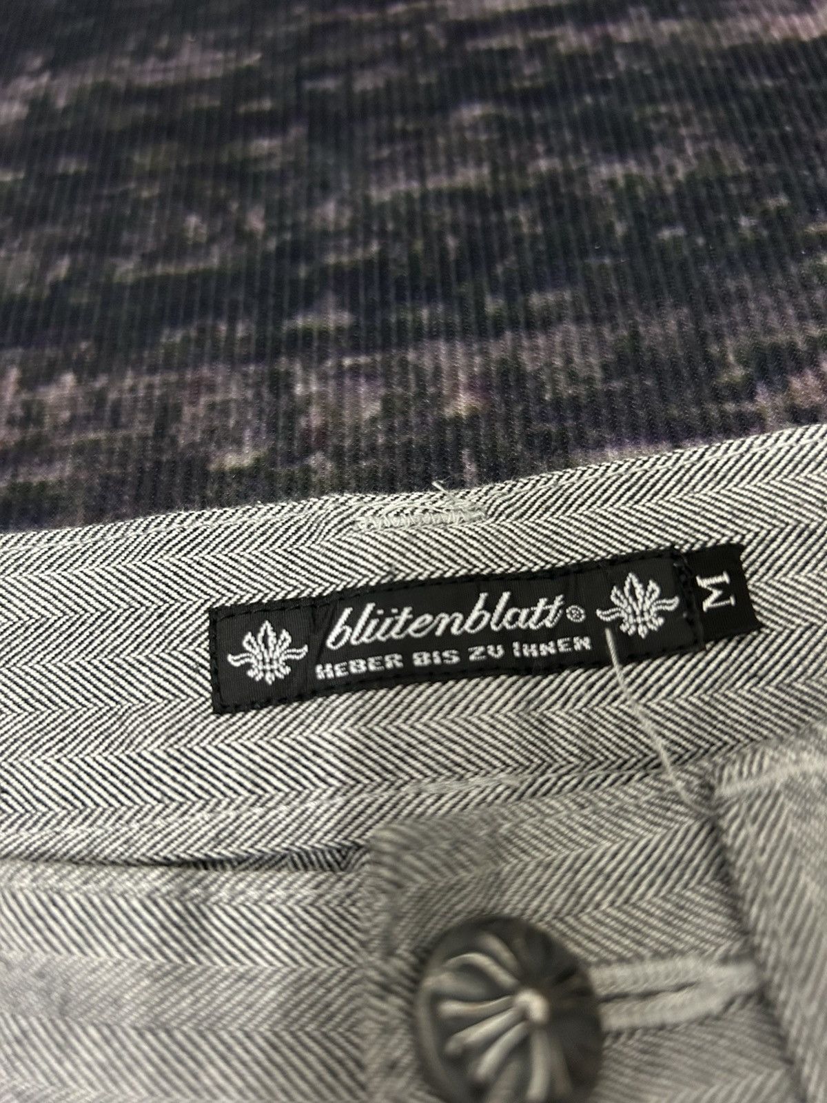 Tornado Mart Japanese Brand Blutenblatt Cross Button Flare Pants Size US 32 / EU 48 - 16 Thumbnail
