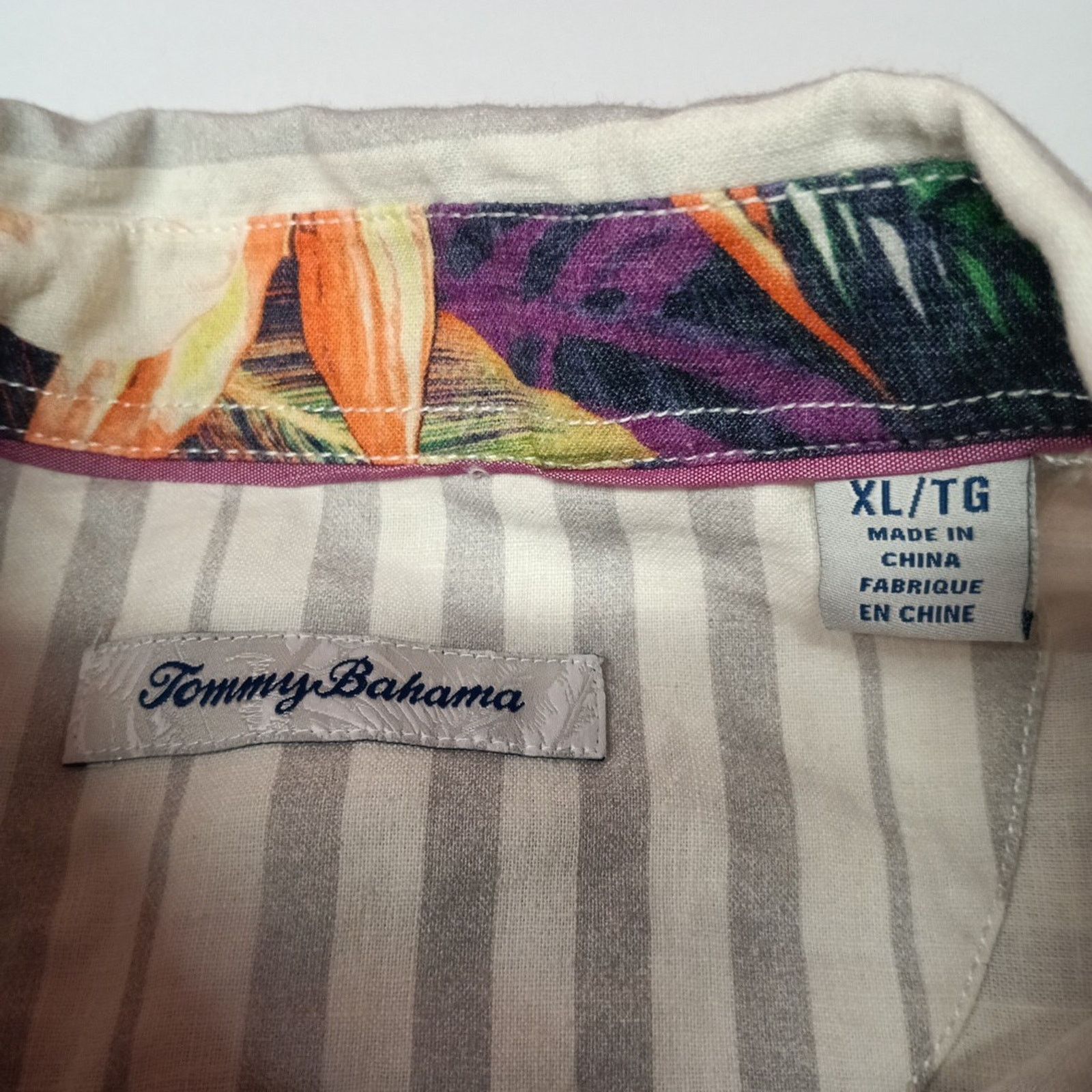 Tommy Bahama Tommy Bahama Shirt Men's XL White Gray Stripe Linen Blend Size US XL / EU 56 / 4 - 5 Thumbnail