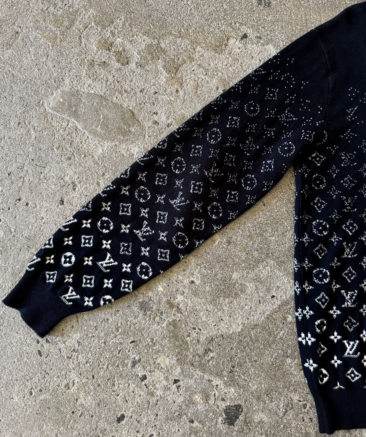 Louis Vuitton Louis Vuitton - Virgil Abloh -AW22 Gradient Monogram Hoodie Size US M / EU 48-50 / 2 - 10 Thumbnail