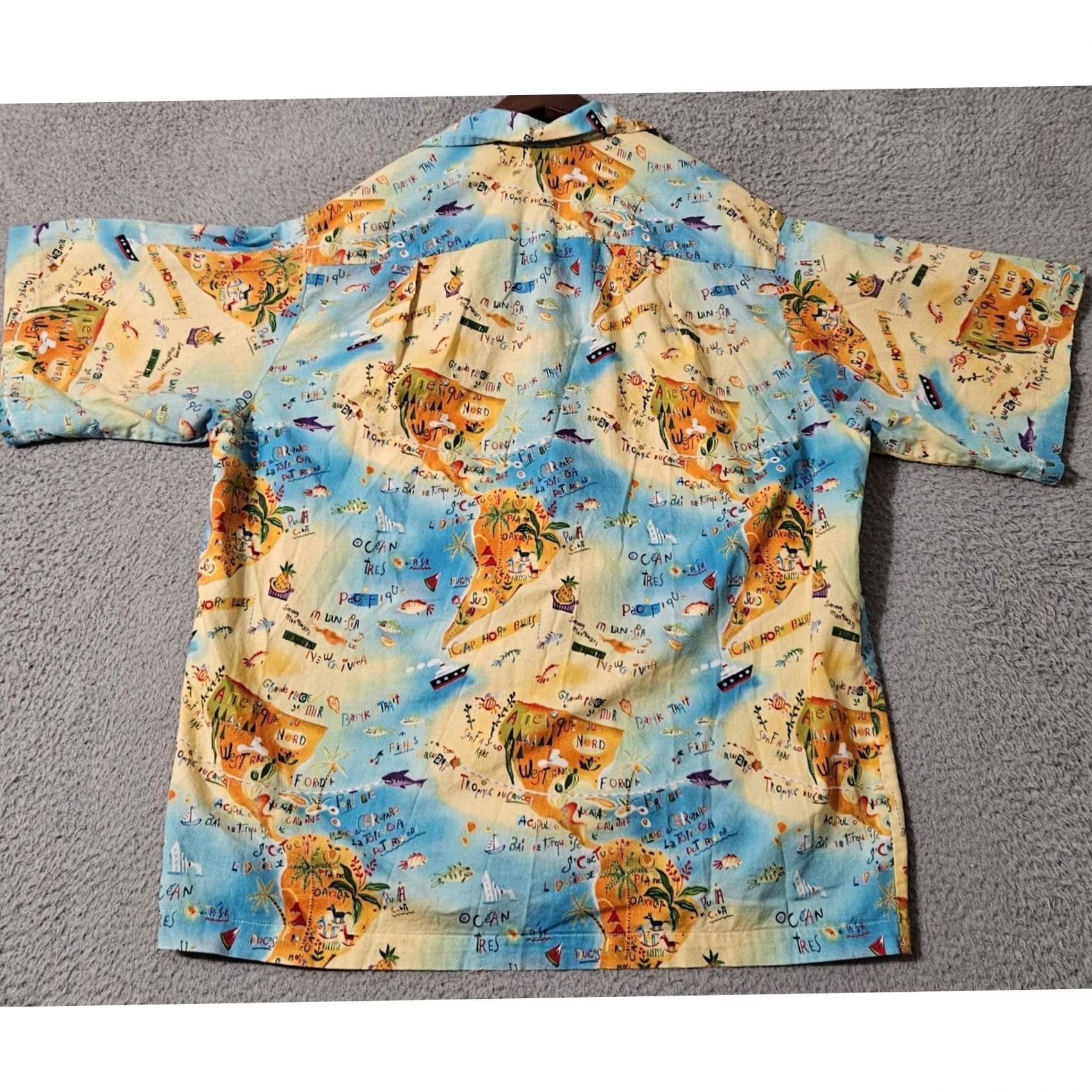 Vintage VINTAGE North & South American Button Up Shirt Fish Hawaiian Size Medium Blue Short Sleeve Mens Hawaiian Shirt, 90s? Size US M / EU 48-50 / 2 - 4 Thumbnail