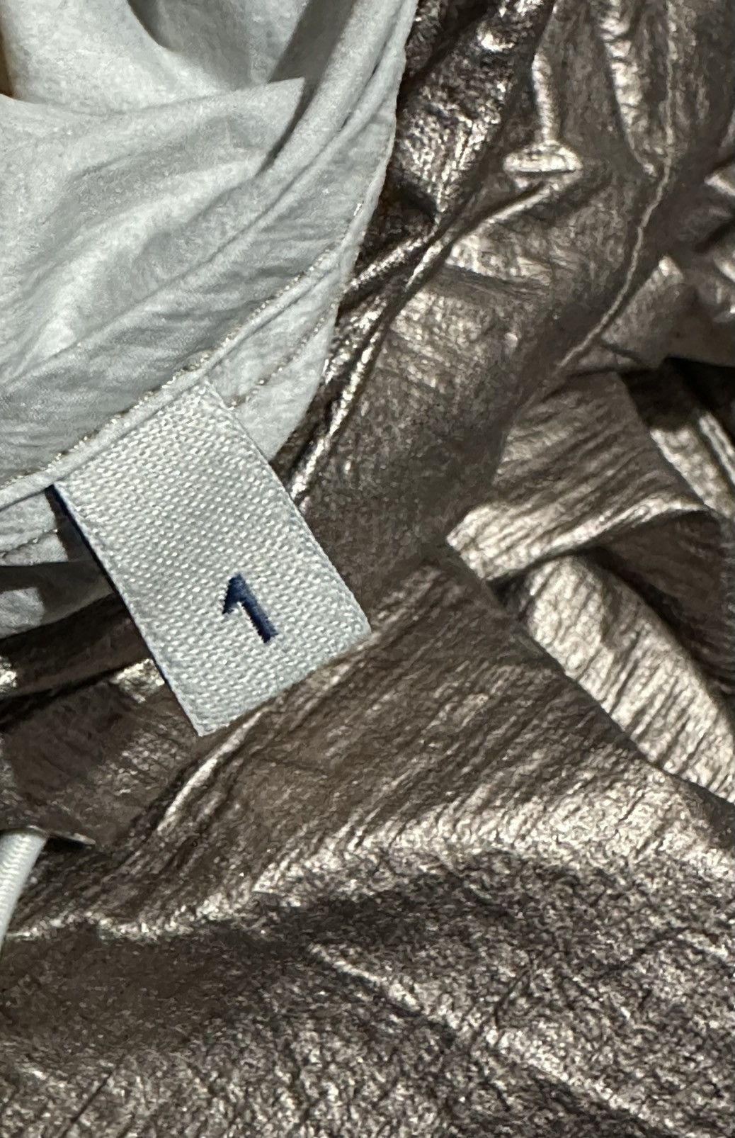 Moncler Moncler - Eschamali Giubbotto - Hooded Metallic Jacket Size M / US 6-8 / IT 42-44 - 18 Thumbnail