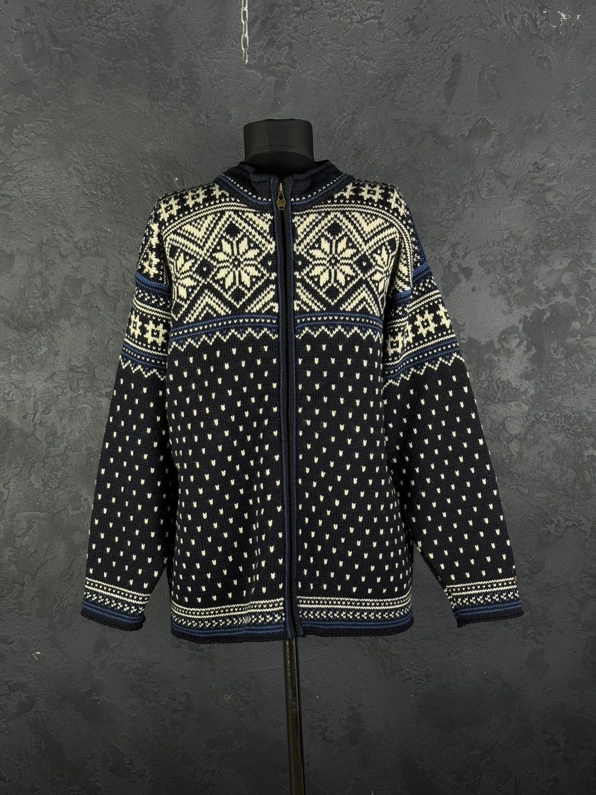 Dale Of Norway Dale of Norway Full Zip Wool Sweater Size M Size US M / EU 48-50 / 2 - 1 Thumbnail
