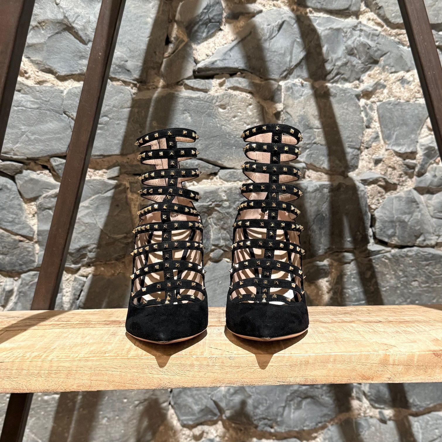 Valentino Valentino Black Suede Lovestud 105 Caged Pumps Size US 7.5 / IT 37.5 - 3 Thumbnail