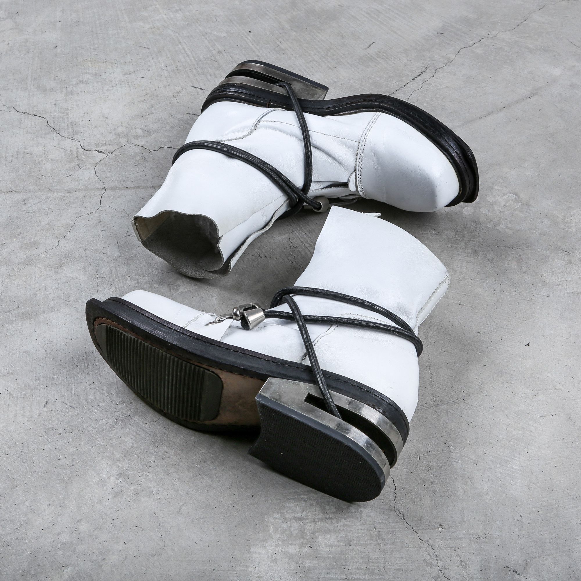 Dirk Bikkembergs Dirk Bikkembergs White Steel Cut Heel Bungee Boots Size 41 Size US 9.5 / EU 42-43 - 5 Thumbnail