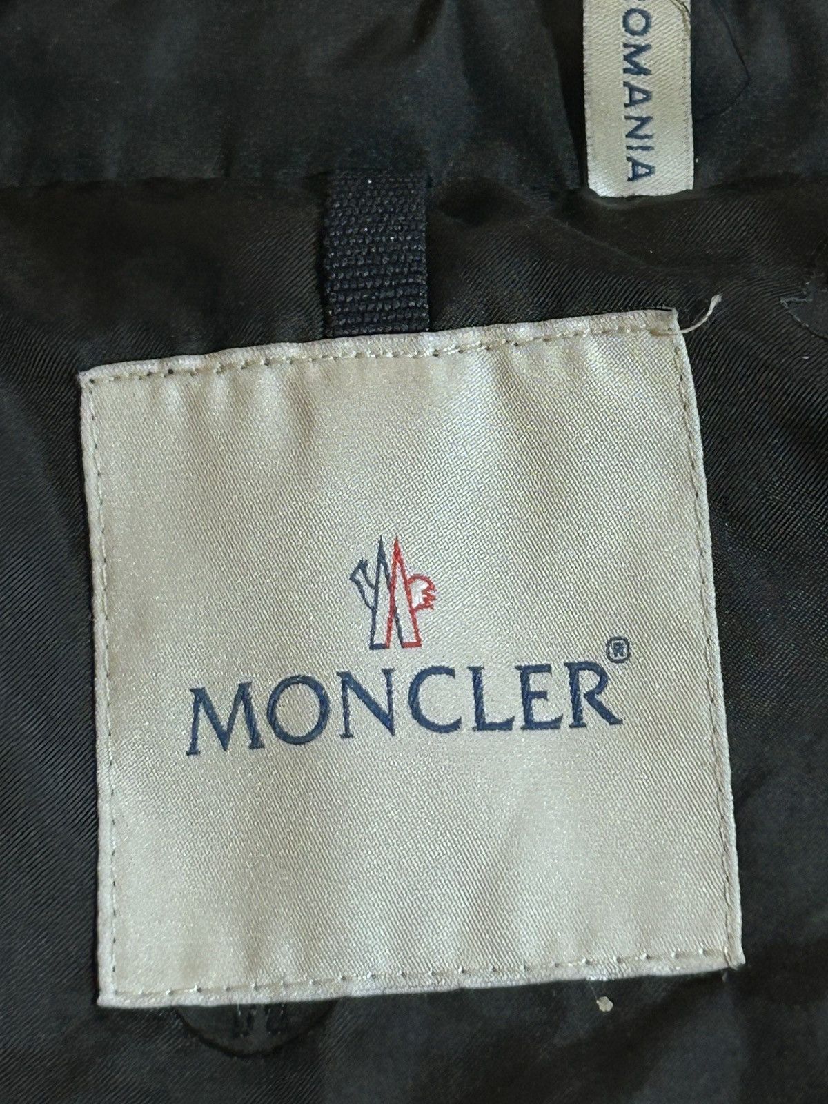 Moncler Moncler Bezy Down Puffer Jacket Vintage Luxury Y2K Very Rare Size XS / US 0-2 / IT 36-38 - 8 Thumbnail