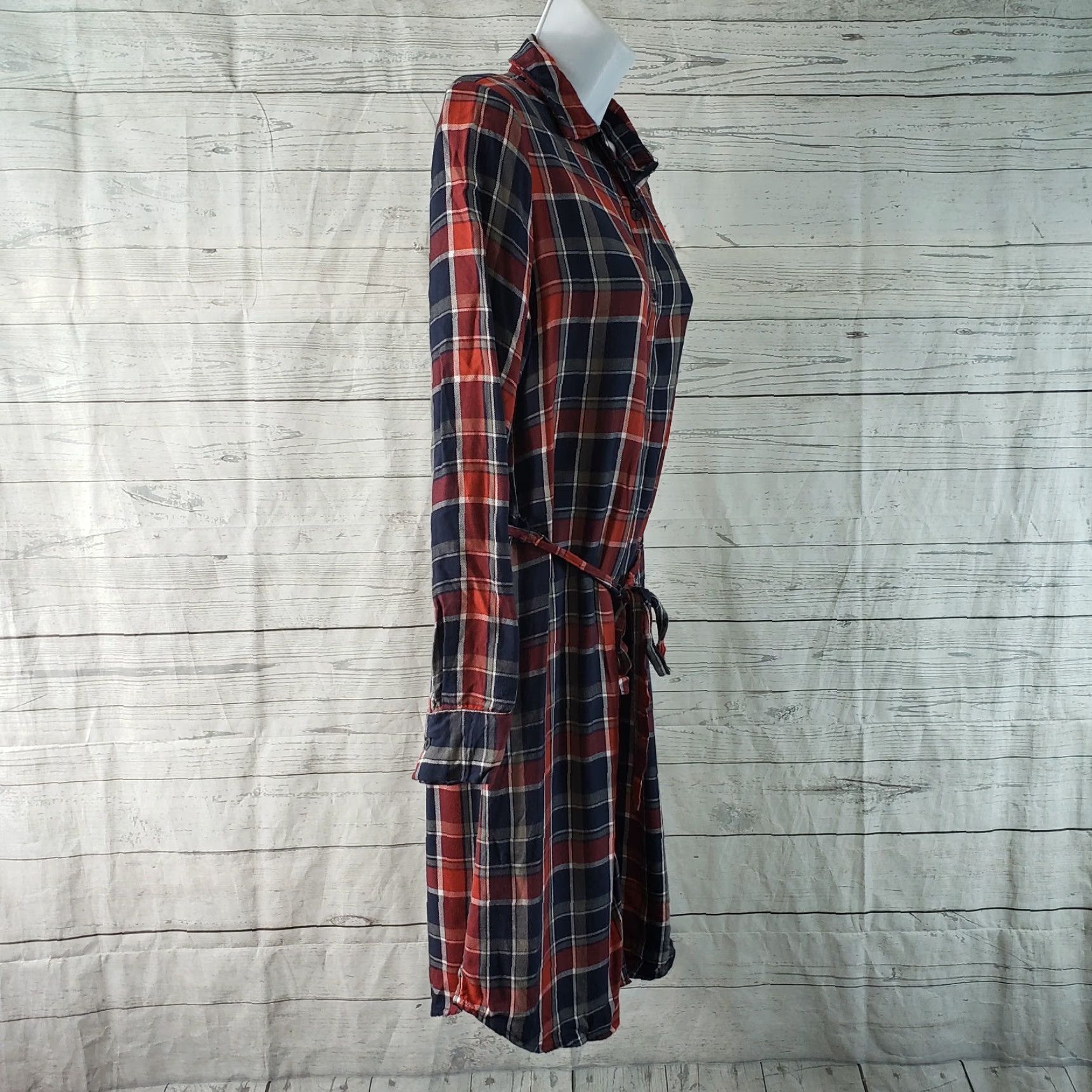 Banana Republic Banana Republic Shirt Dress Womens Size 4 Plaid Belted Long Sleeve Blue Red Shirt Dress Womens Size S / US 4 / IT 40 - 3 Thumbnail