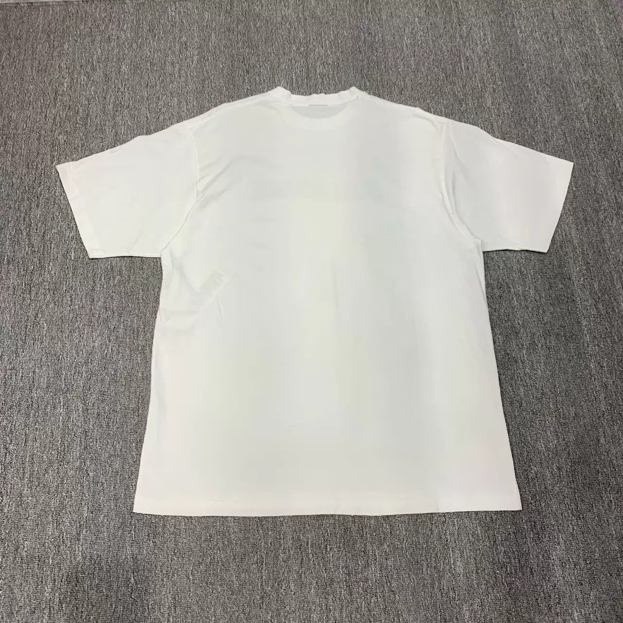 Balenciaga Balenciaga White Distressed Logo SS Tee XXS 95 New Size US XXS / EU 40 - 2 Thumbnail