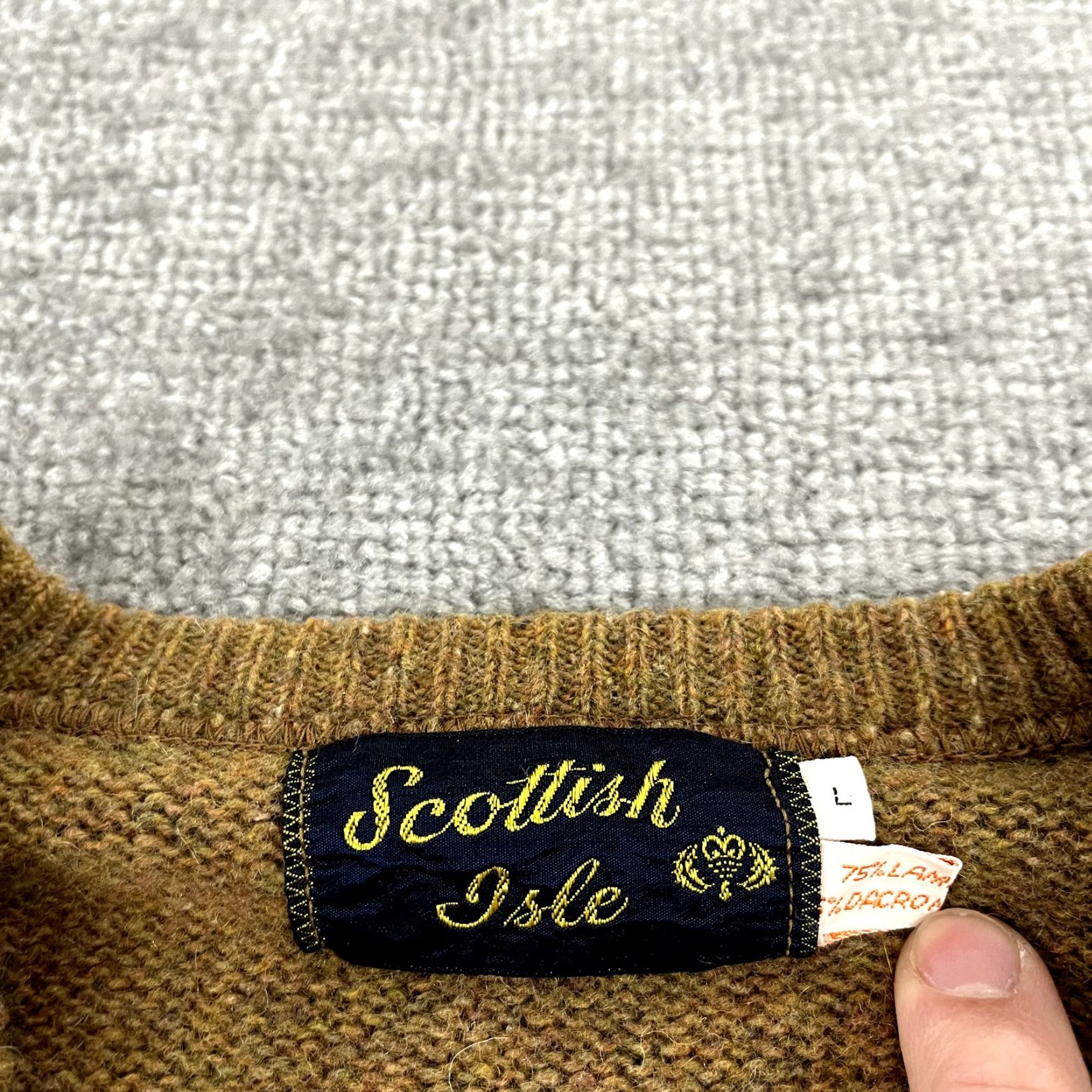 Vintage SCOTTISH ISLE Mens Sweater Large Brown Lambswool Knit Pullover N-Neck Jumper L/S Size US L / EU 52-54 / 3 - 2 Thumbnail