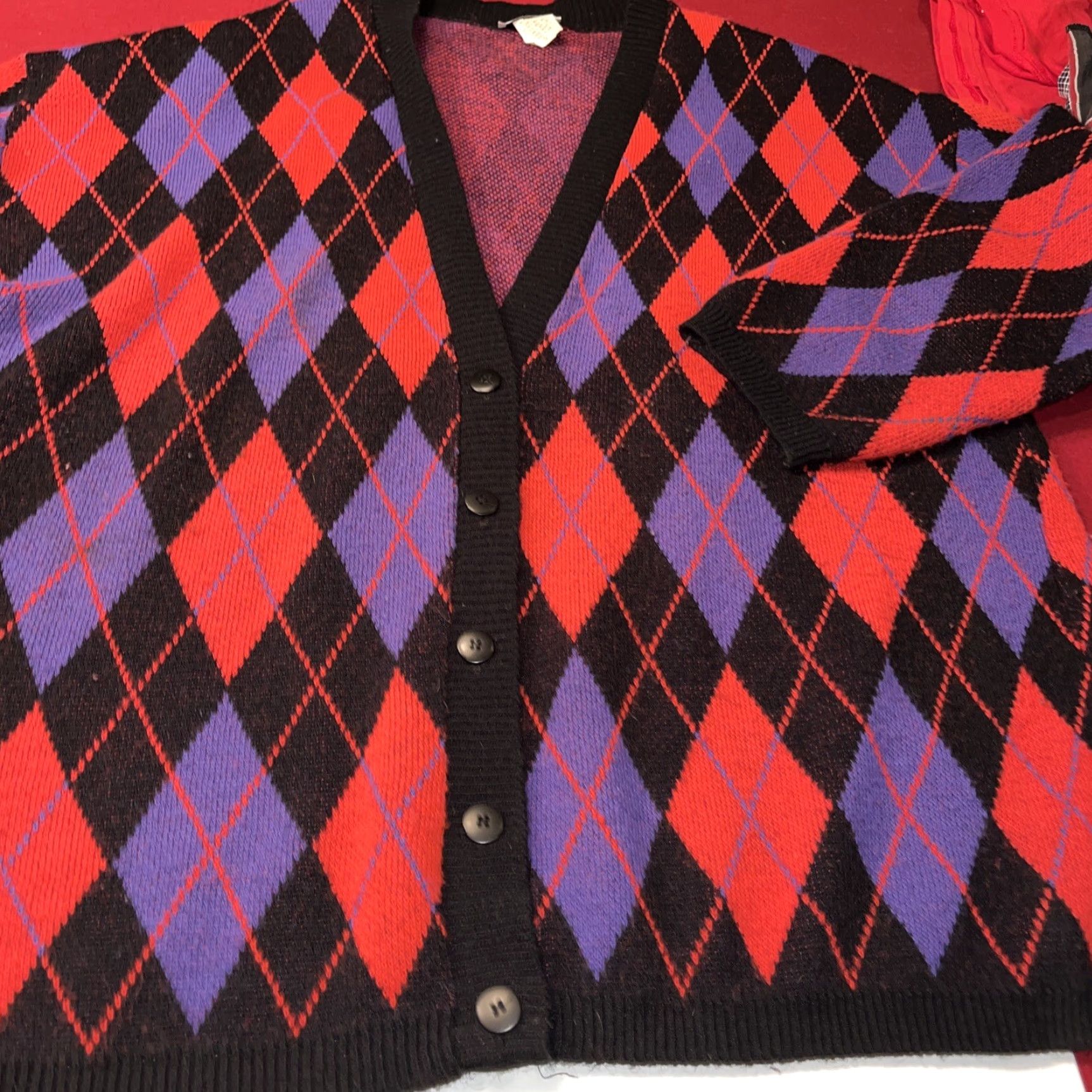 Vintage VINTAGE ARGYLE SWEATER Cardigan dark academia red Purple Black BUTTON XXL Women Size XXL / US 16-18 / IT 52-54 - 5 Thumbnail