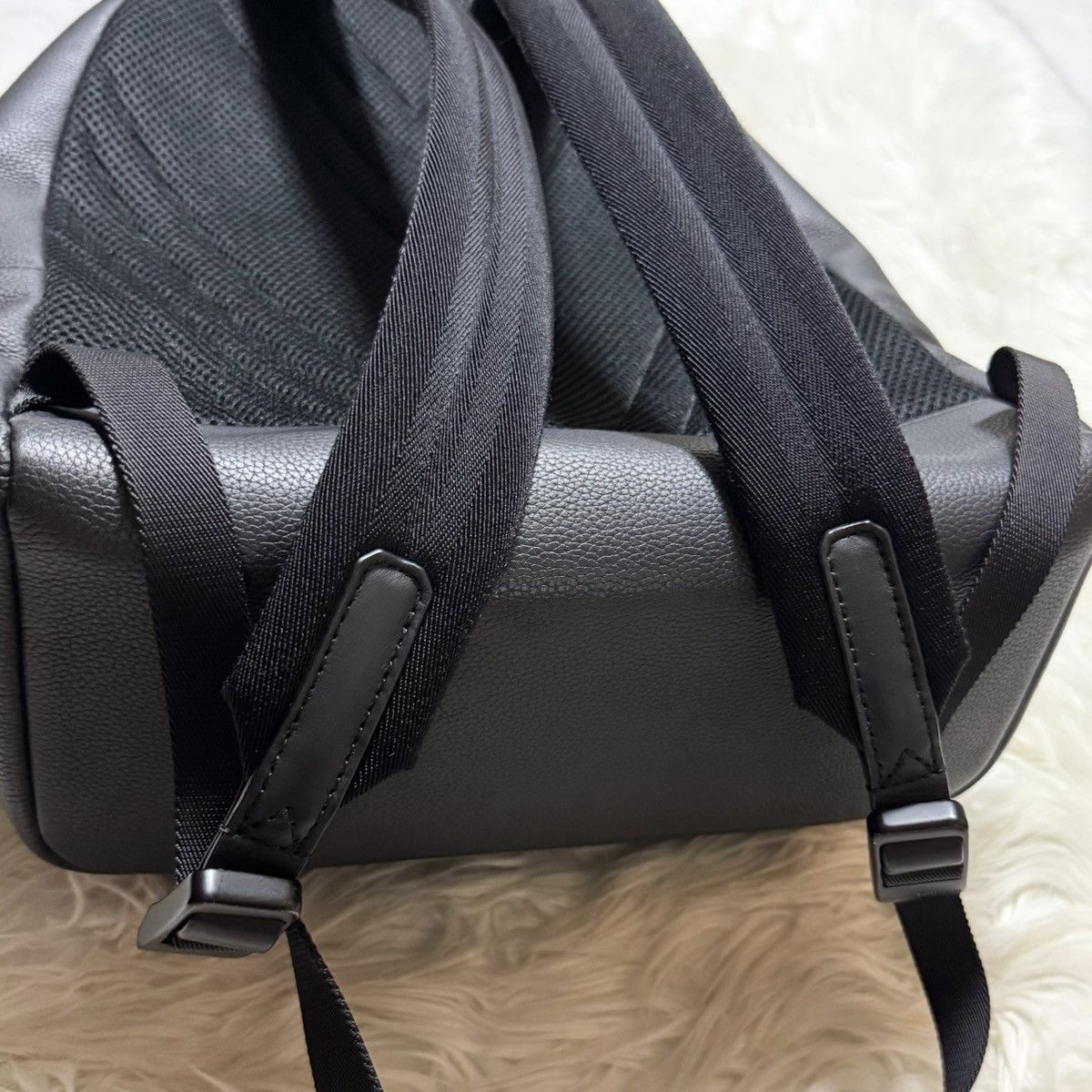 Louis Vuitton Authentic Louis Vuitton LV Aerogramme Leather Backpack Size ONE SIZE - 15 Thumbnail