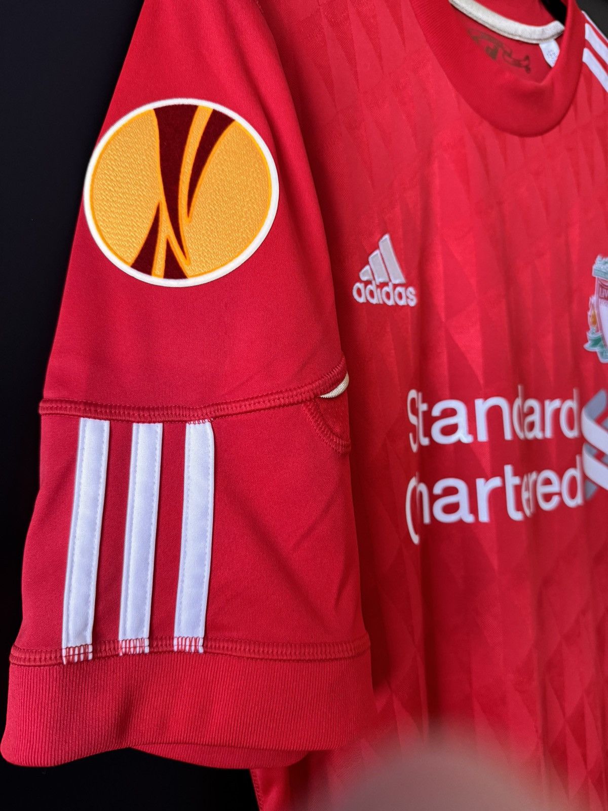 Adidas Liverpool 2010-12 Home GERRARD - P96763 - (M) Size US M / EU 48-50 / 2 - 3 Thumbnail