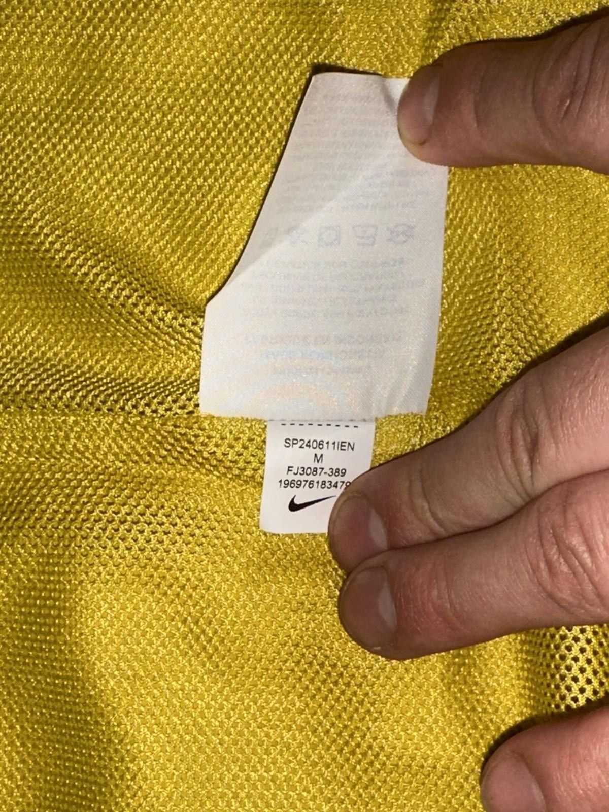 Nike Nike Men’s Patta Running Team Full-Zip Saffron Quartz Jacket Size US M / EU 48-50 / 2 - 10 Thumbnail