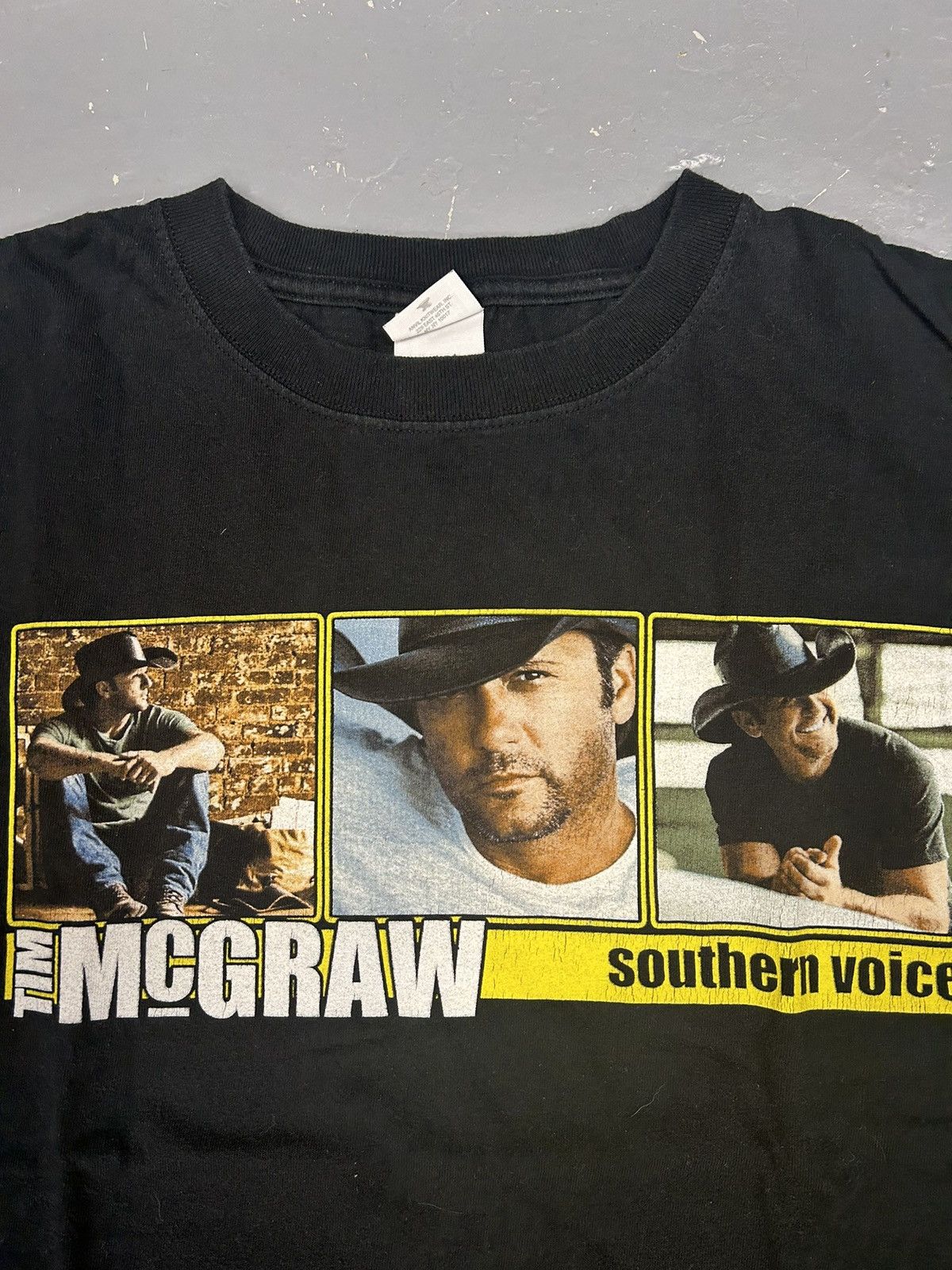Band Tees Crazy Vintage Y2K Tim McGraw Southern Voice Country Band Tee Size US M / EU 48-50 / 2 - 3 Thumbnail