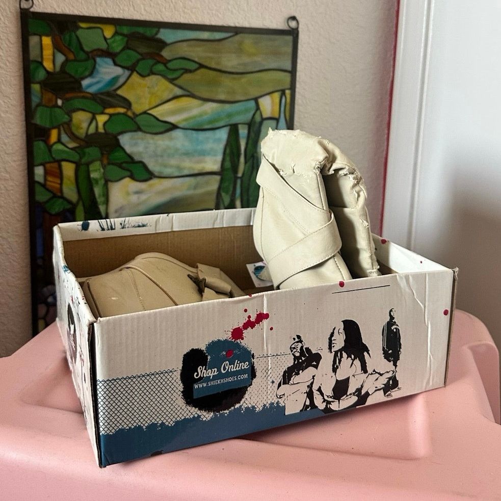 Other shiekh cream calf boots heels, need work vintage Size US 7.5 / IT 37.5 - 1 Thumbnail