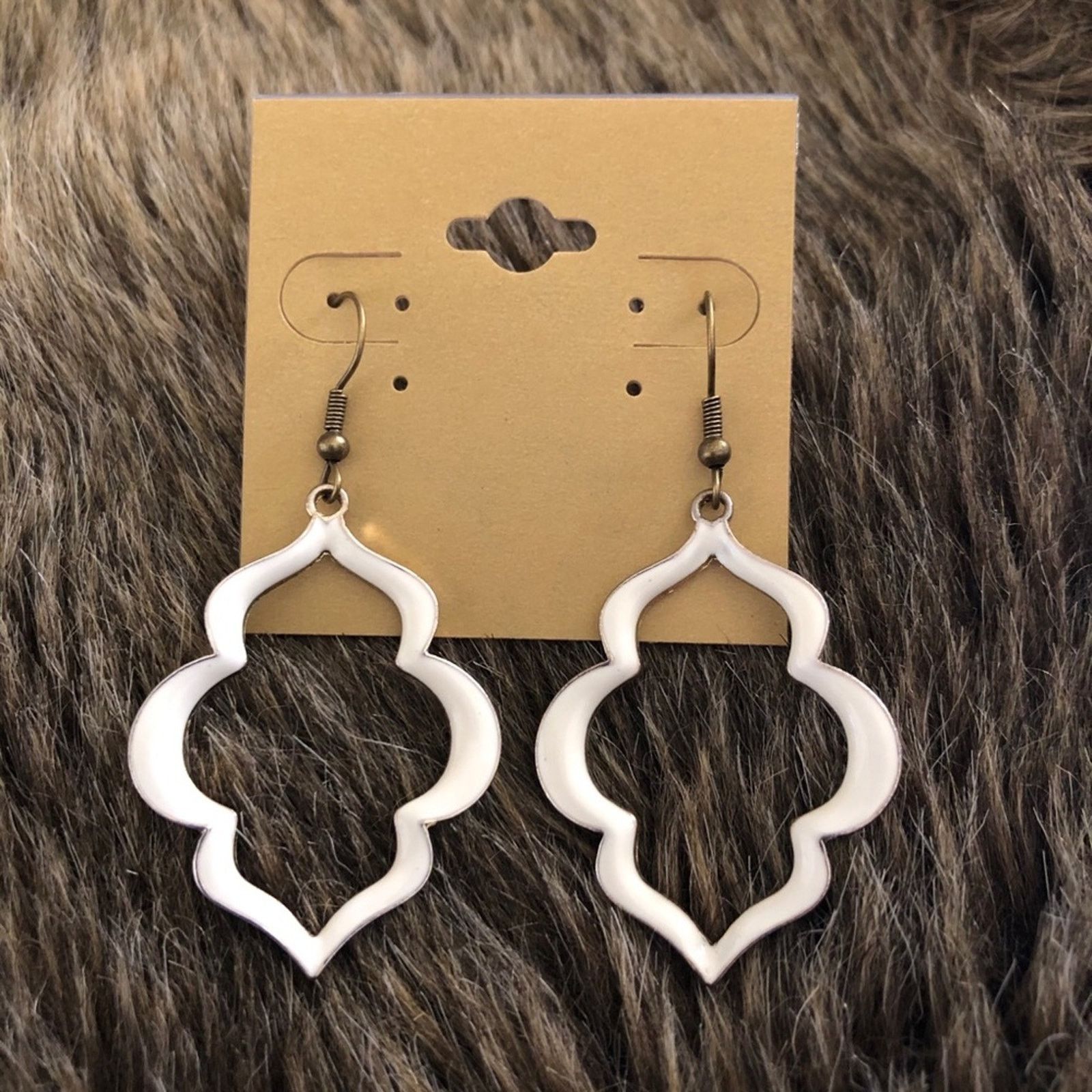 Vintage Vintage cream enamel open disc earrings Size ONE SIZE - 2 Thumbnail