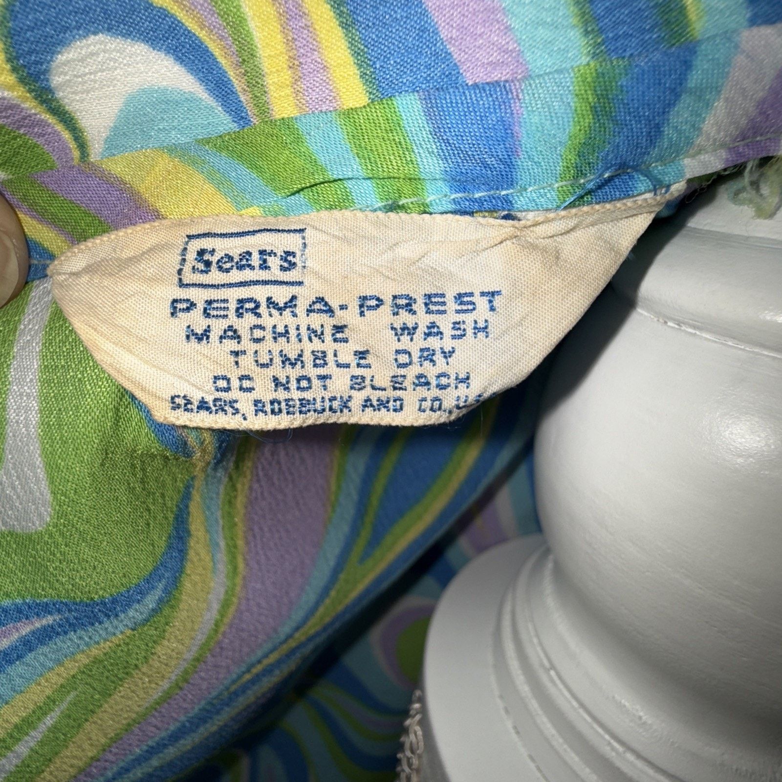 Sears Vintage Sears Blue Swirl Mod Bright Granny House Dress Sz L Size L / US 10 / IT 46 - 7 Thumbnail
