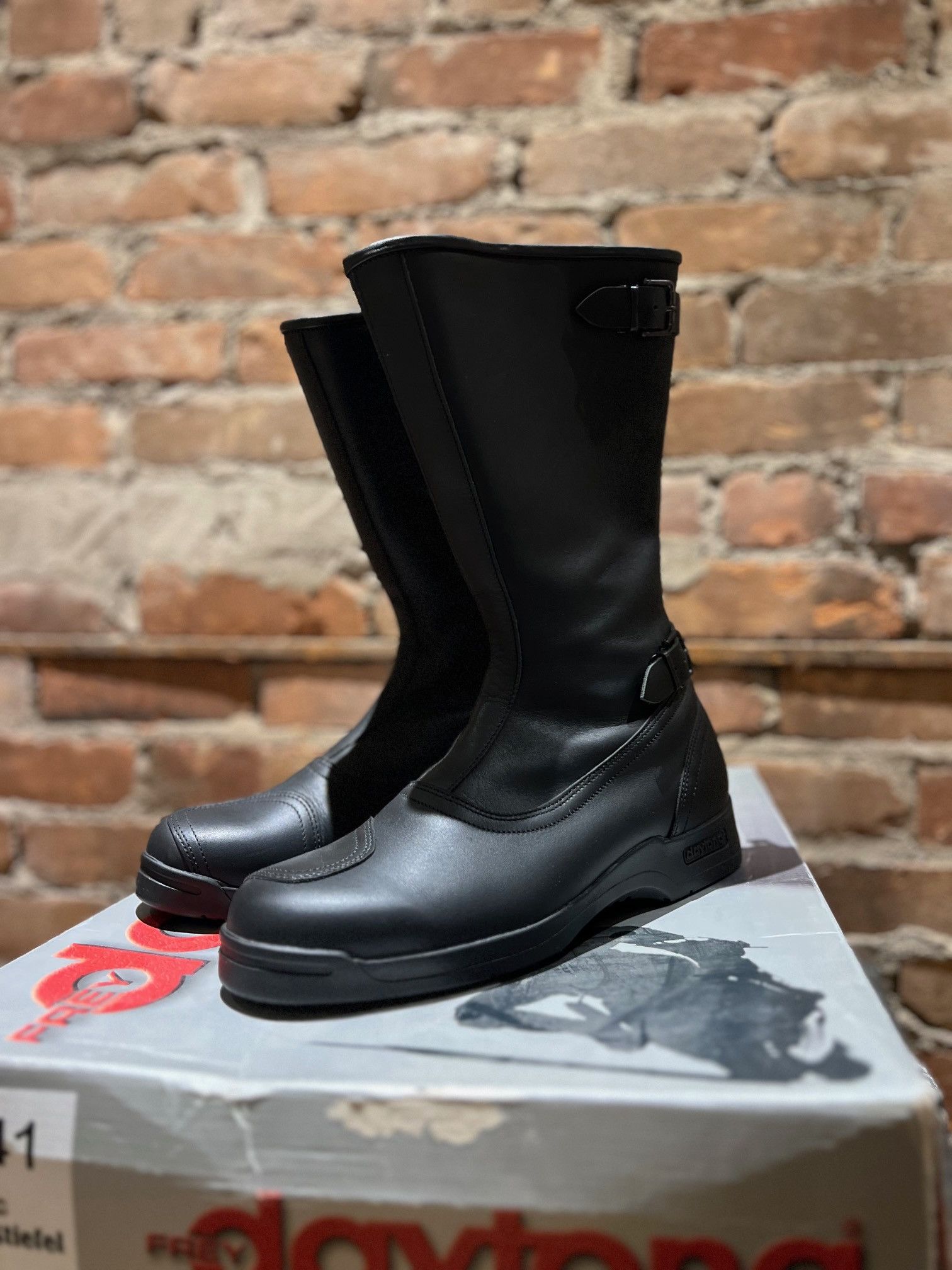 Other Frey Daytona Classic Oldtimer Motorcycle Boots – Black Size US 8 / EU 41 - 6 Thumbnail