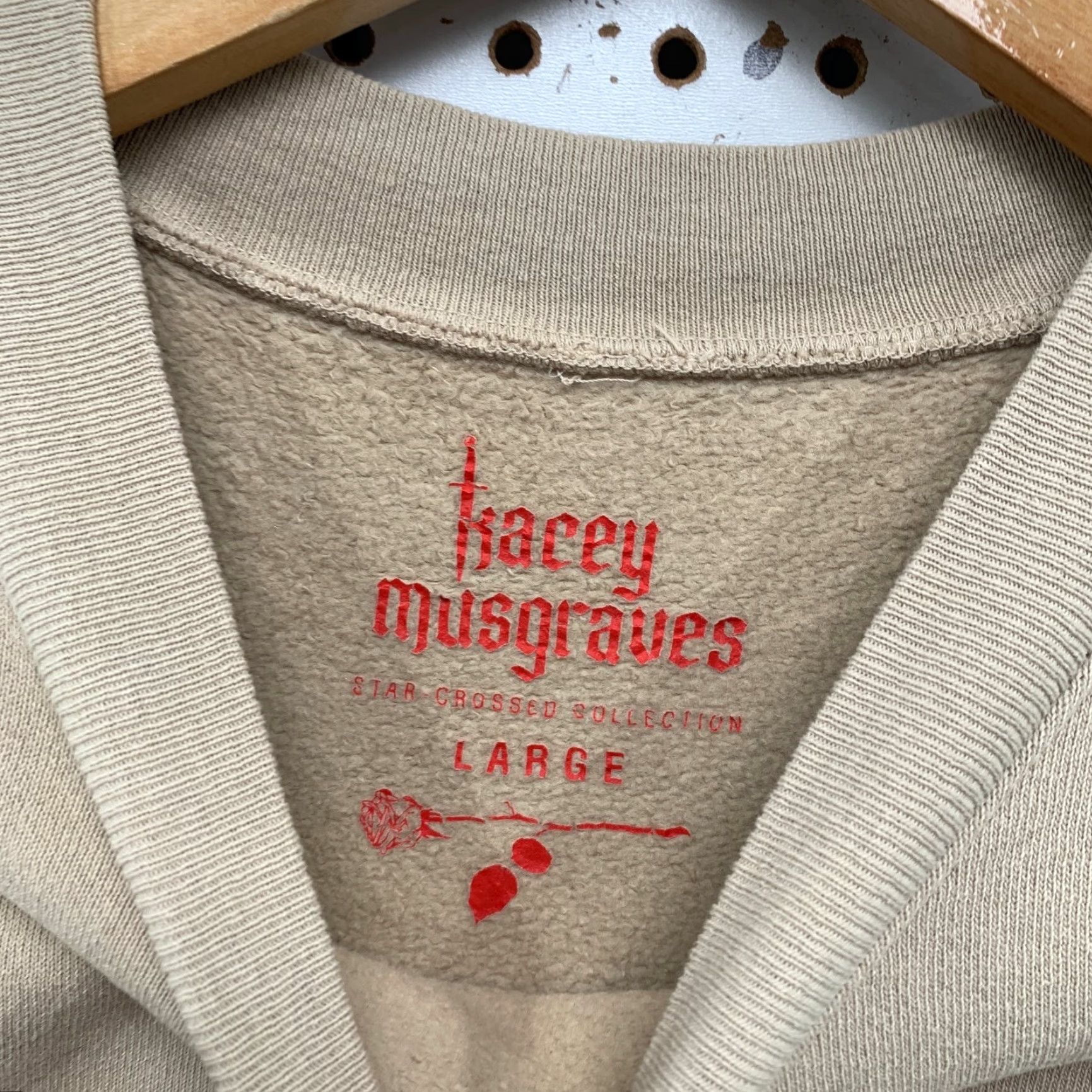 Vintage Kacey Musgraves Sweatshirt Mens Large Star Crossed Unveiled Tour Crewneck Music Shirt Adult Large Beige Graphic Print Vintage No Size US L / EU 52-54 / 3 - 3 Thumbnail