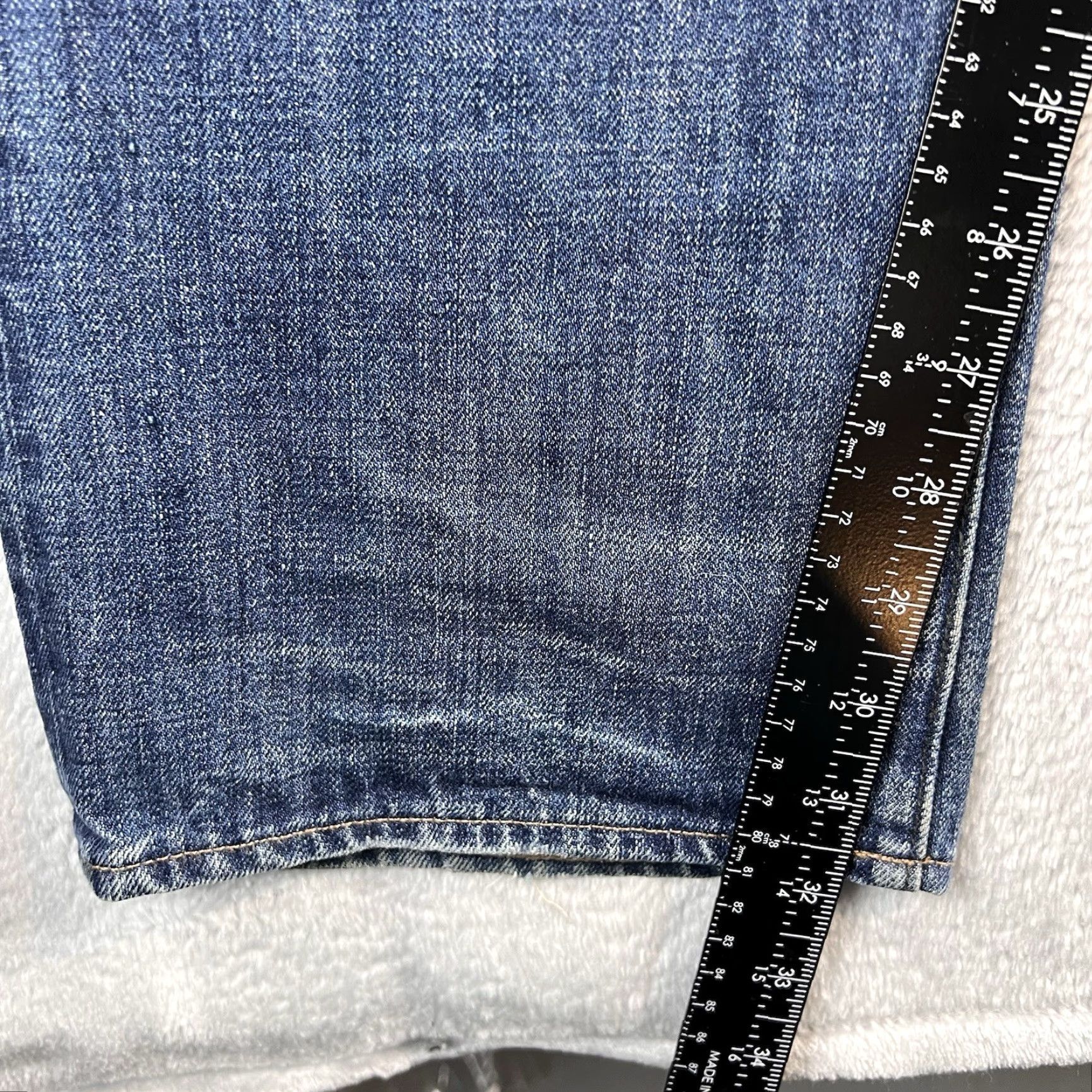 J.Crew J.CREW Jeans Slim Straight Mens 35x32 Blue Denim Cotton Distressed 5-Pocket Logo Button Zipper Vintage No N/A Size US 35 - 7 Thumbnail