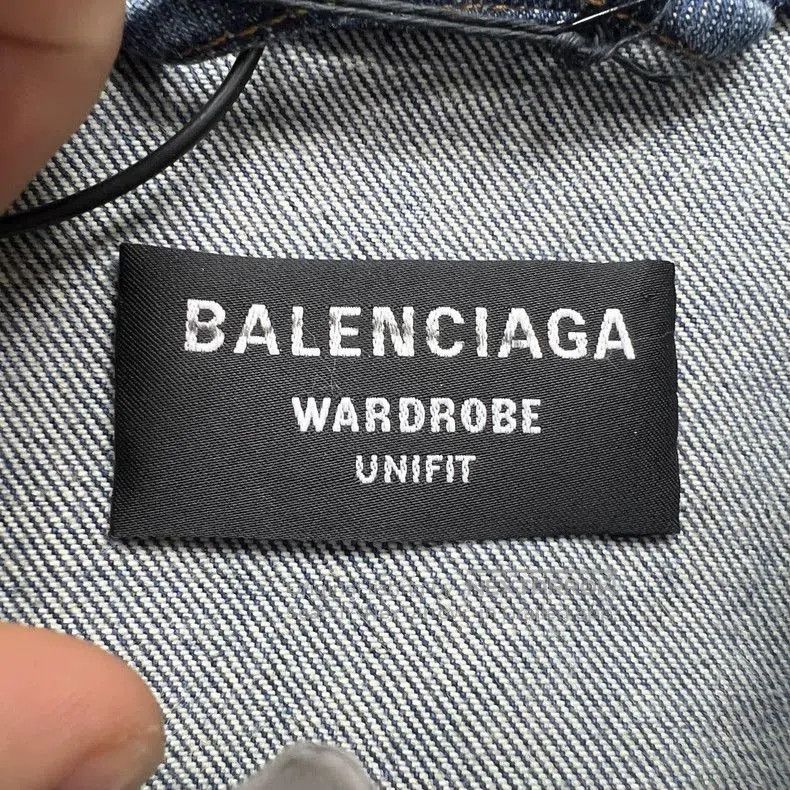 Balenciaga Balenciaga Hand. Size US XS / EU 42 / 0 - 3 Thumbnail