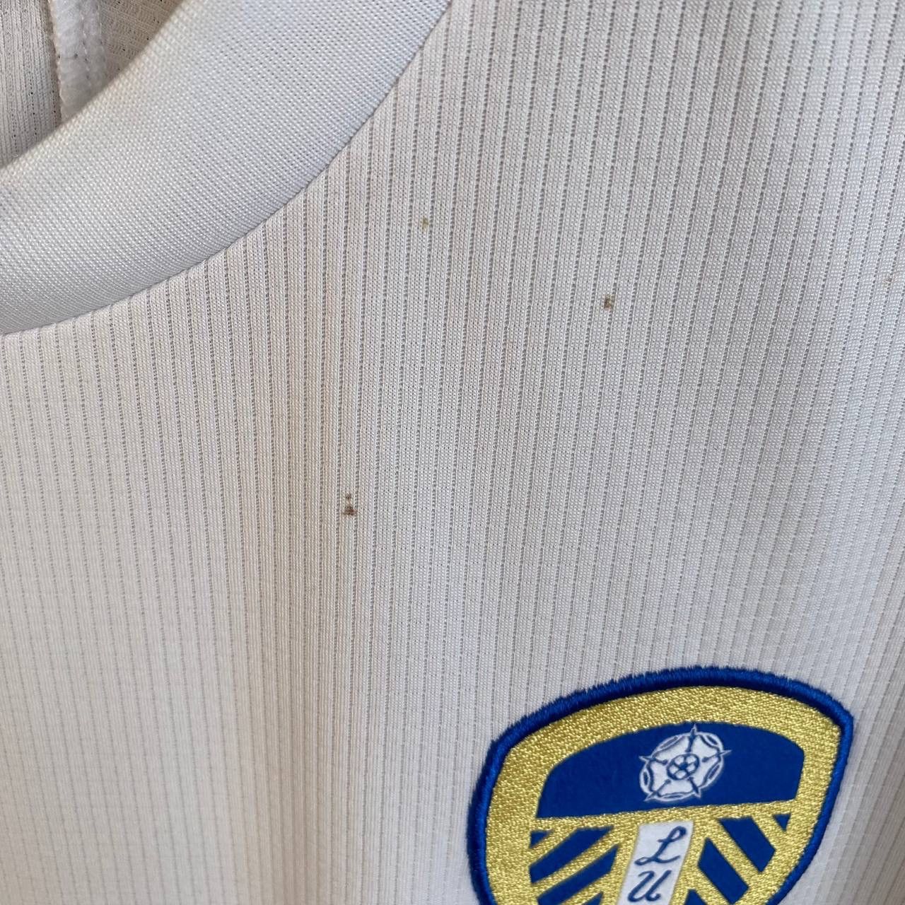 Adidas × Vintage Vintage Adidas FC Leeds United Smal logo soccer jersey Size US XL / EU 56 / 4 - 6 Thumbnail