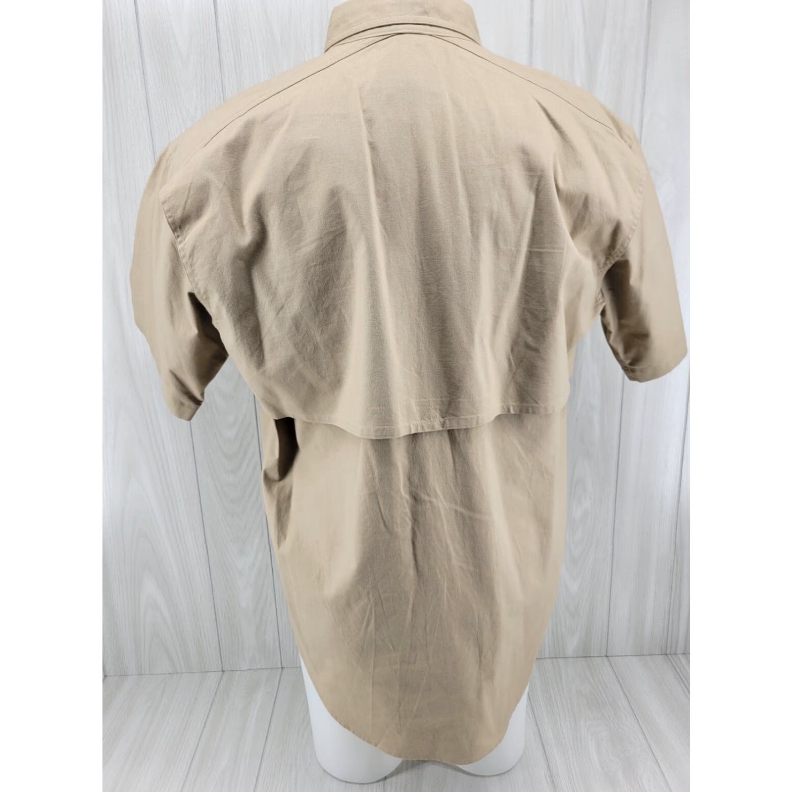 Vintage Cabela's Mens Size M REG Short Sleeve Tan Button Up Furs Fins Feathers Shirt Casual Cotton Beige Starred Pattern Solid California USA Theme Mens Size US 31 - 6 Thumbnail