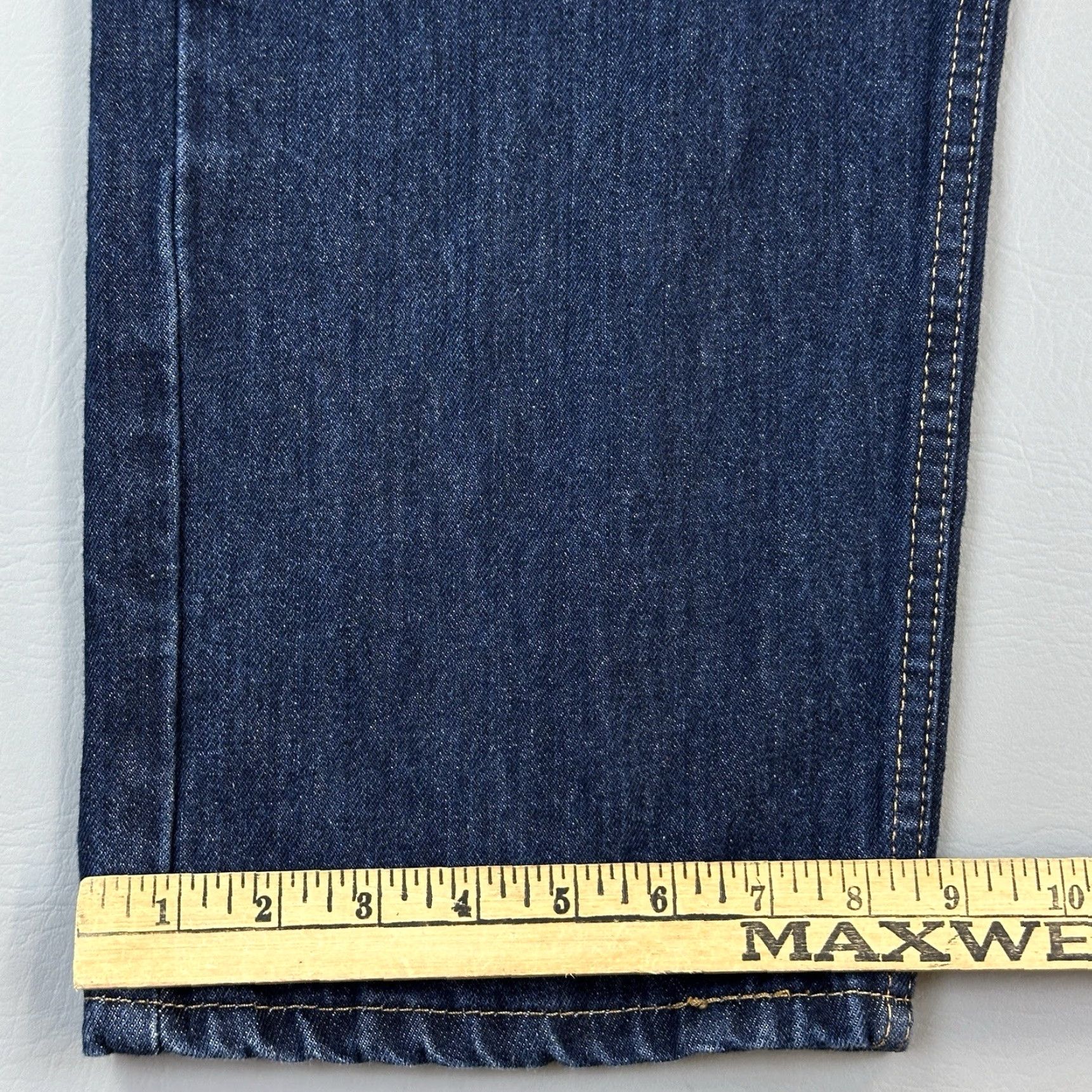 Levi's Levis 505 Jeans Mens 40x30 Blue Dark Wash Denim Regular Fit Straight Leg Jeans Size US 40 / EU 56 - 4 Thumbnail