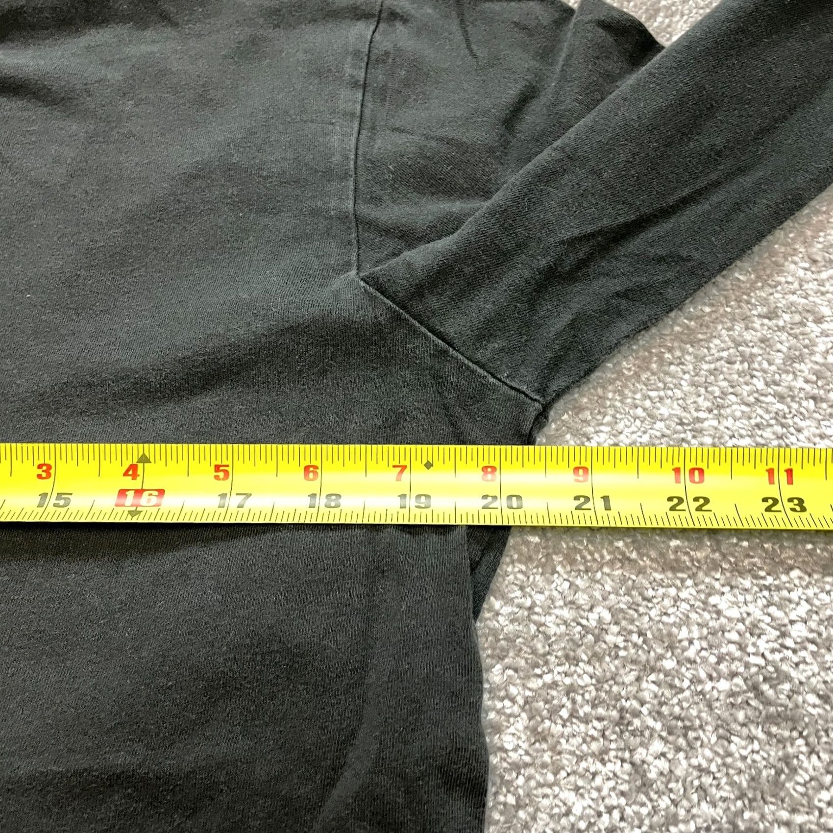 Old Navy Old Navy Shirt Adult Medium Black Solid Cotton Long Sleeve Crew Tee Size US M / EU 48-50 / 2 - 6 Thumbnail