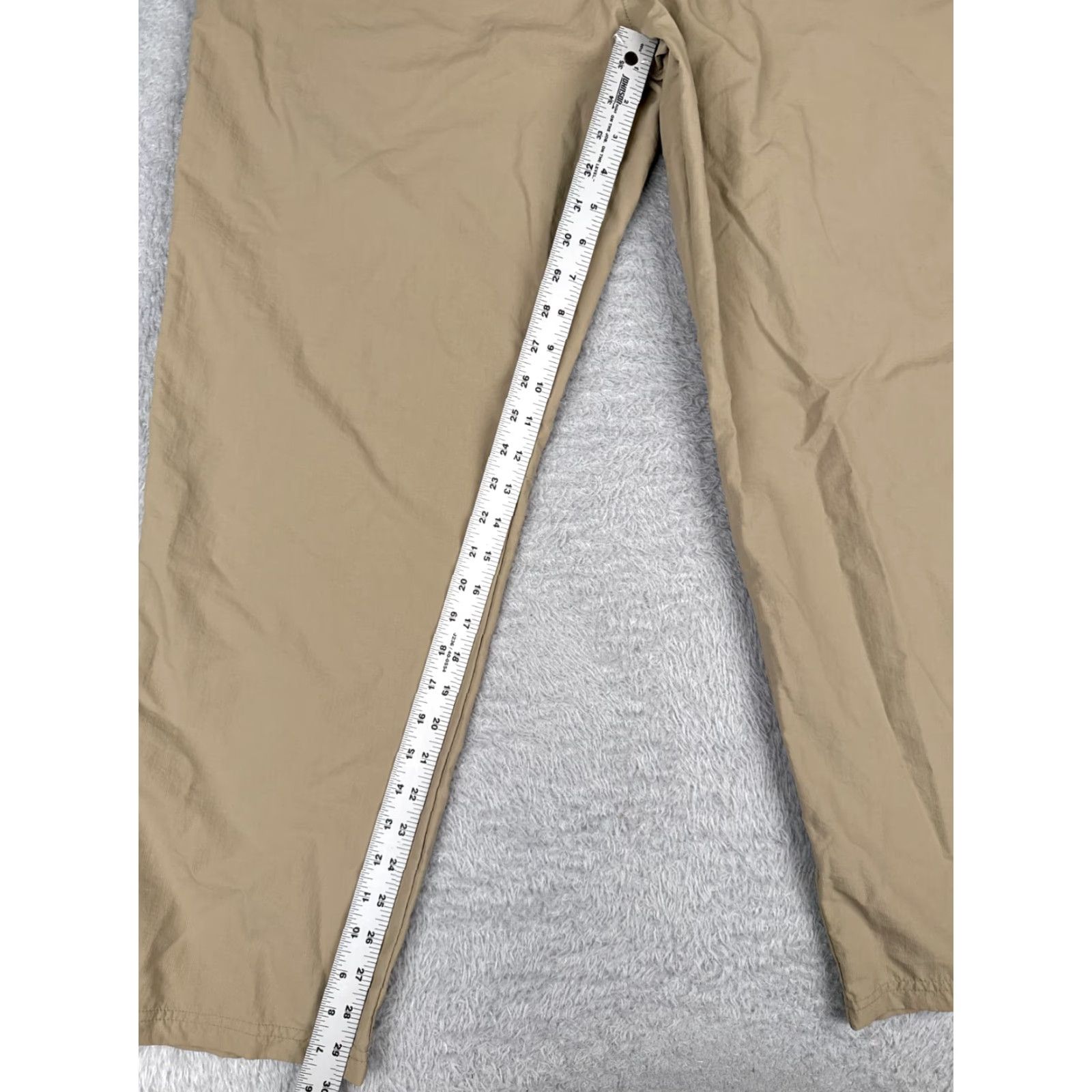 Royal Robbins Royal Robbins Pants Men 36 Beige Nylon Zipper Pockets Cargo Hiking 36x30 Pants Regular Beige Mens Regular Straight 100% Nylon Size US 36 / EU 52 - 7 Thumbnail