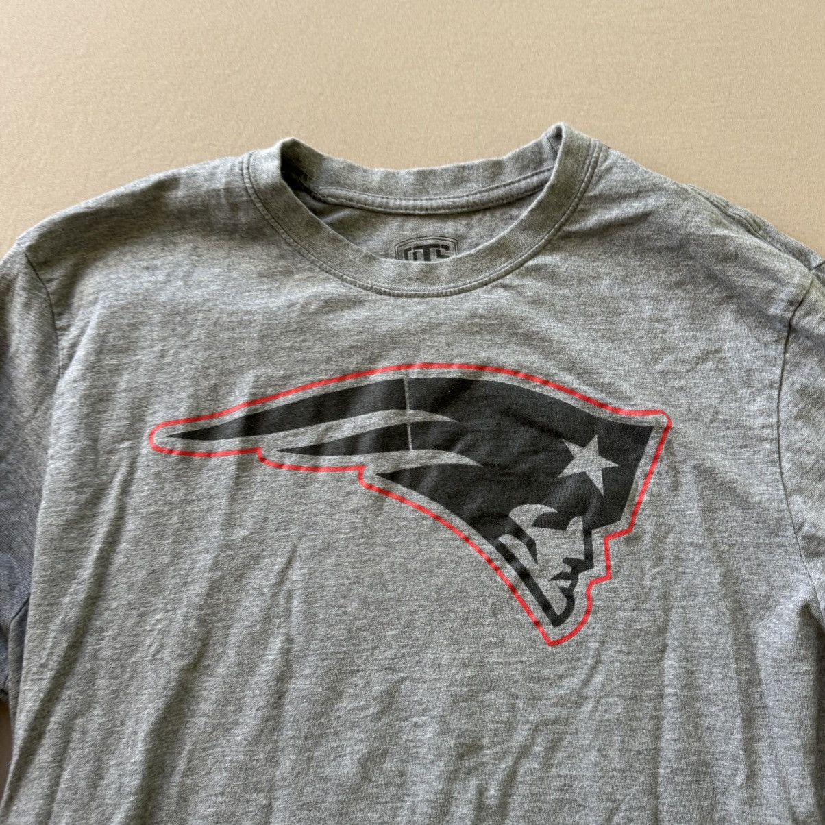 NFL New England Patriots Long Sleeve Tee Size US L / EU 52-54 / 3 - 5 Thumbnail