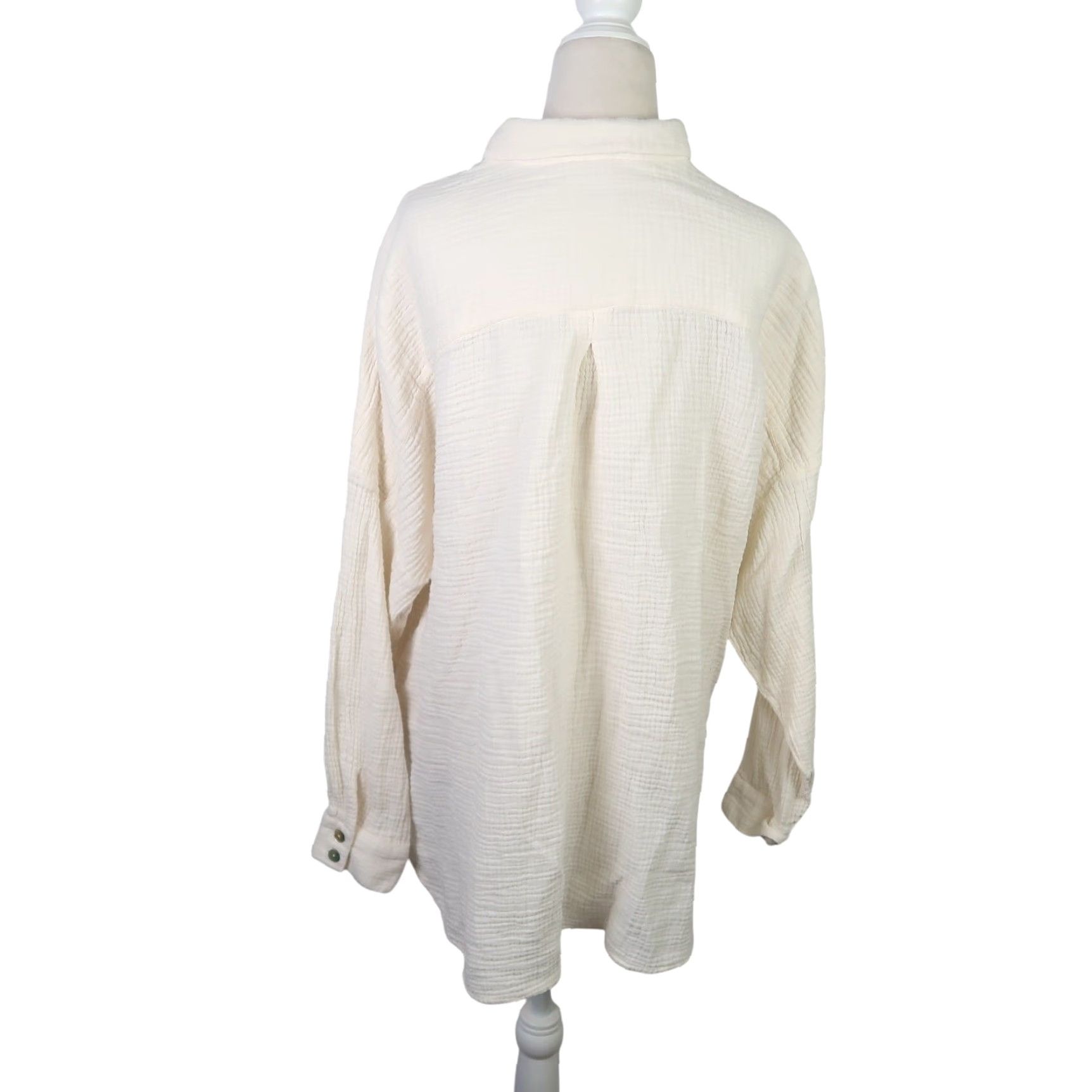 Soft Surroundings Soft Surroundings Cream Long Sleeve Button-Down Tunic Top 1X Womens Plus Cotton 100% Casual Solid Collared Tunic Shirt Size XL / US 12-14 / IT 48-50 - 4 Thumbnail