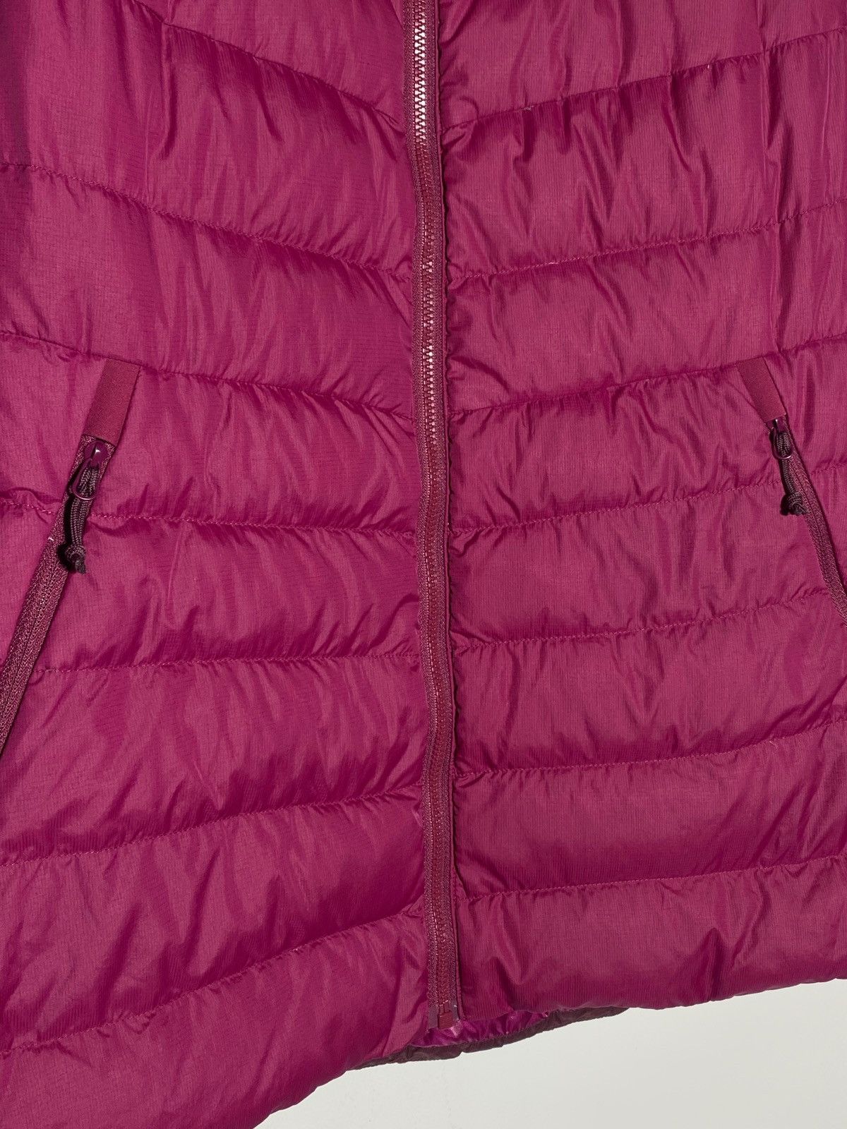 Arc'teryx Arcteryx Womens Cerium LT Pink Jacket Size M / US 6-8 / IT 42-44 - 4 Thumbnail
