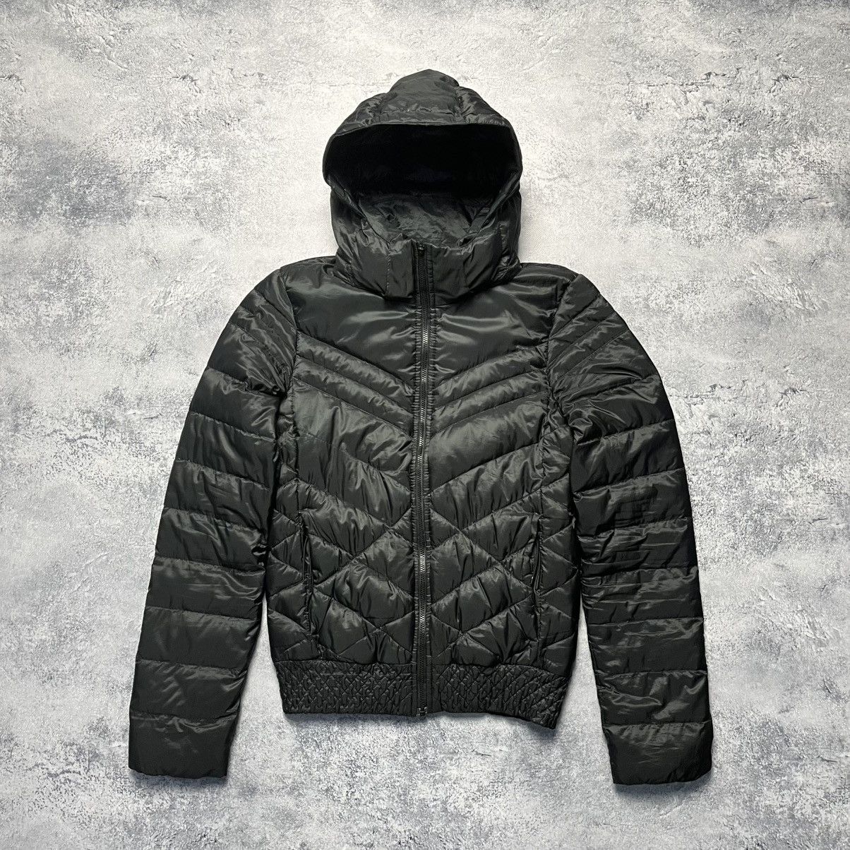 Nike Vintage Nike Cropped Black Puffer Jacket Japanese Size XS / US 0-2 / IT 36-38 - 1 Thumbnail