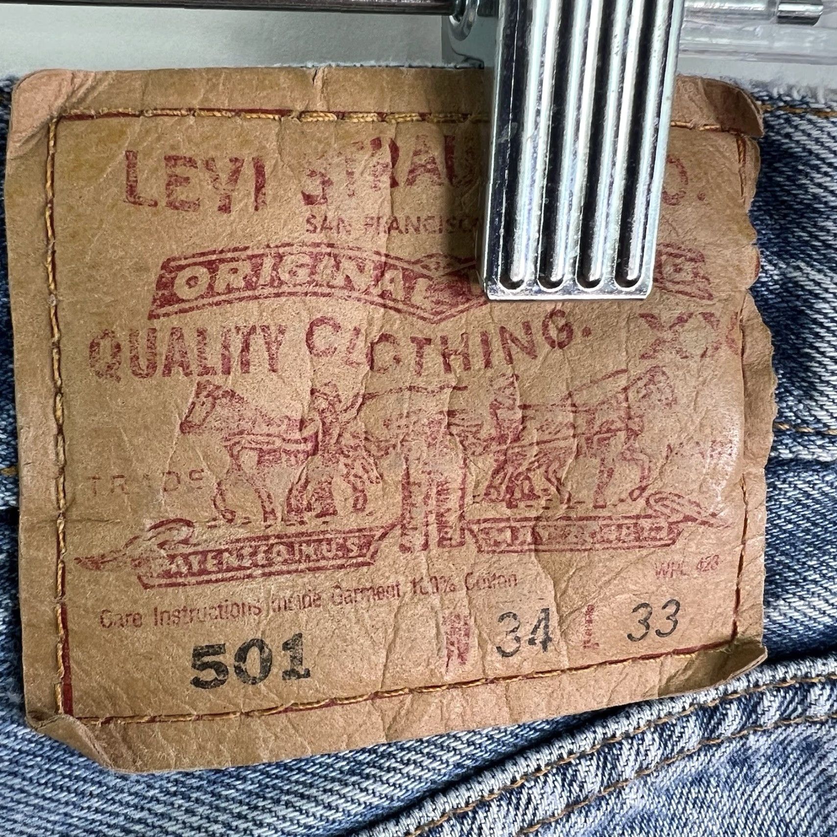 Levi's VINTAGE Levi's 501 Jeans Men's Size 34 Medium Blue Distressed 80s US Retro Straight Fit Size US 34 / EU 50 - 6 Thumbnail