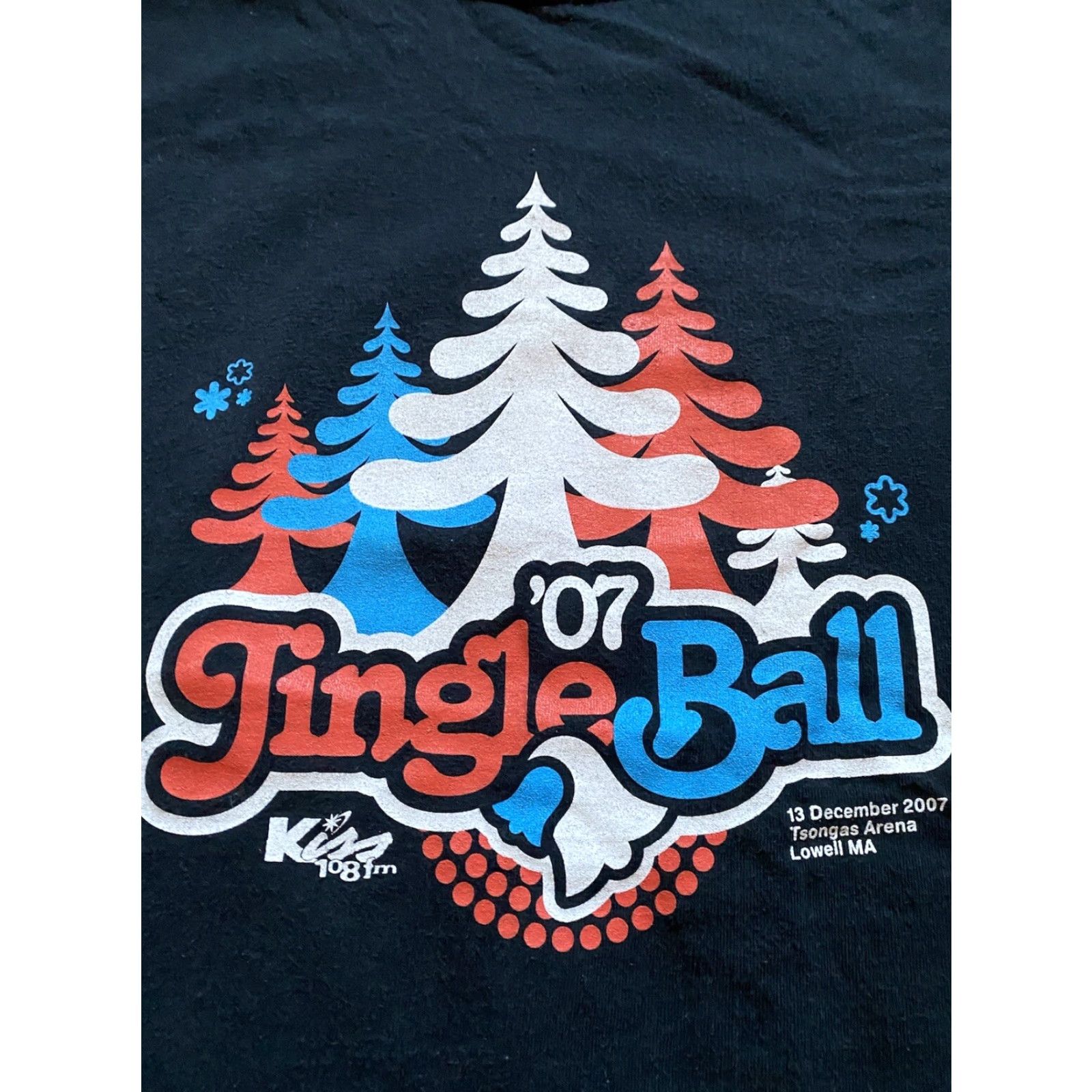 Gildan VINTAGE Small Kiss 108 Jingle Ball Concert Shirt Radio Good Charlotte Avril 2007 Black S Mens Slim Short Sleeve Crew Neck Cotton T-Shirt Size US S / EU 44-46 / 1 - 4 Thumbnail