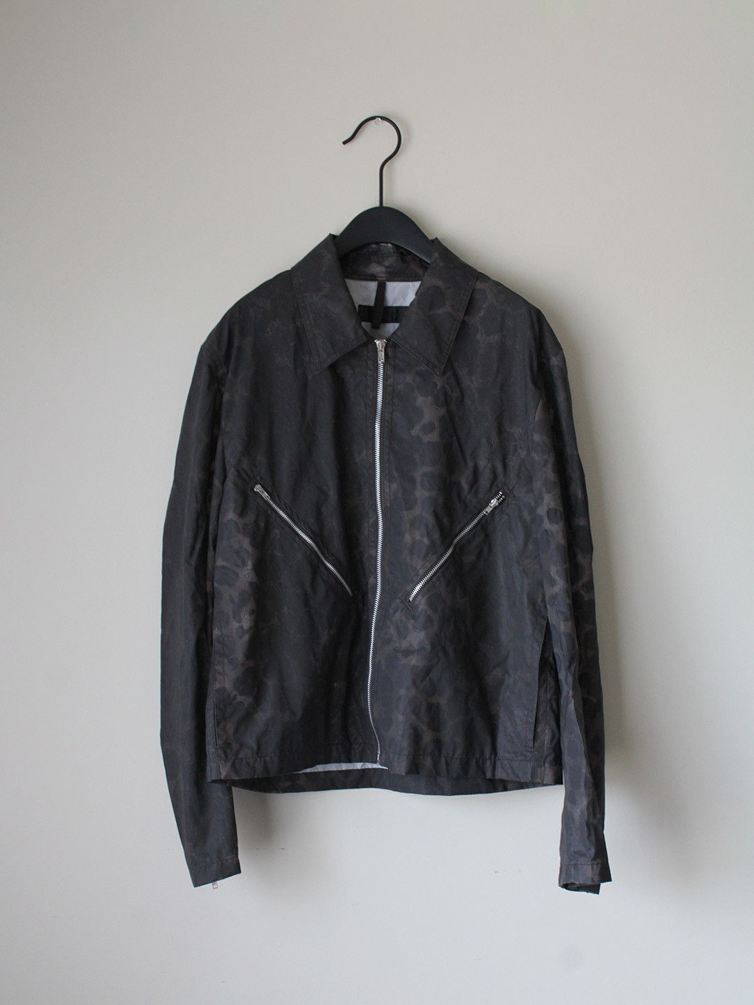 Helmut Lang SS19 Reflective Leopard Zip-up Jacket Size US L / EU 52-54 / 3 - 1 Thumbnail