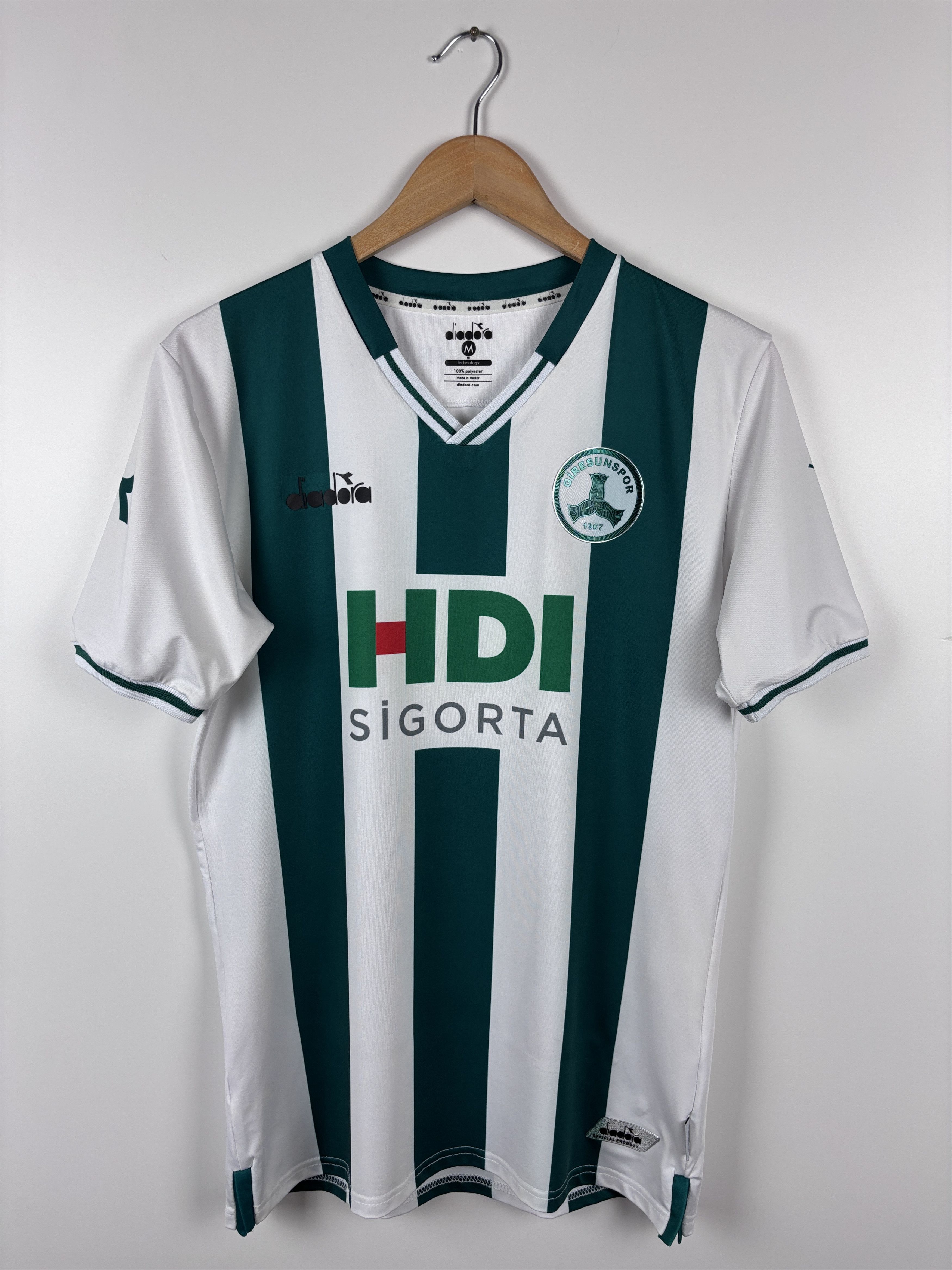 Diadora Giresunspor 2020-21 Home Football Shirt Jersey Diadora M Size US M / EU 48-50 / 2 - 1 Thumbnail