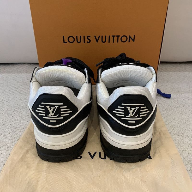 Louis Vuitton Louis Vuitton Trainer Maxi Sneakers for Unisex -2508 Size US 8 / EU 41 - 1 Thumbnail