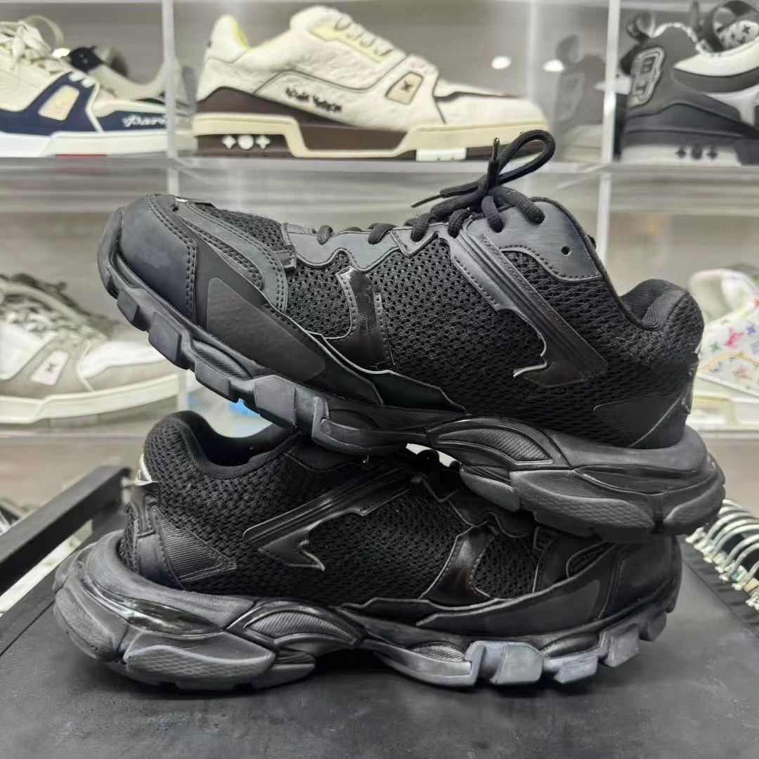 Balenciaga Balenciaga Track 3 Black Size 43 Mint Condition Size US 10 / EU 43 - 3 Thumbnail