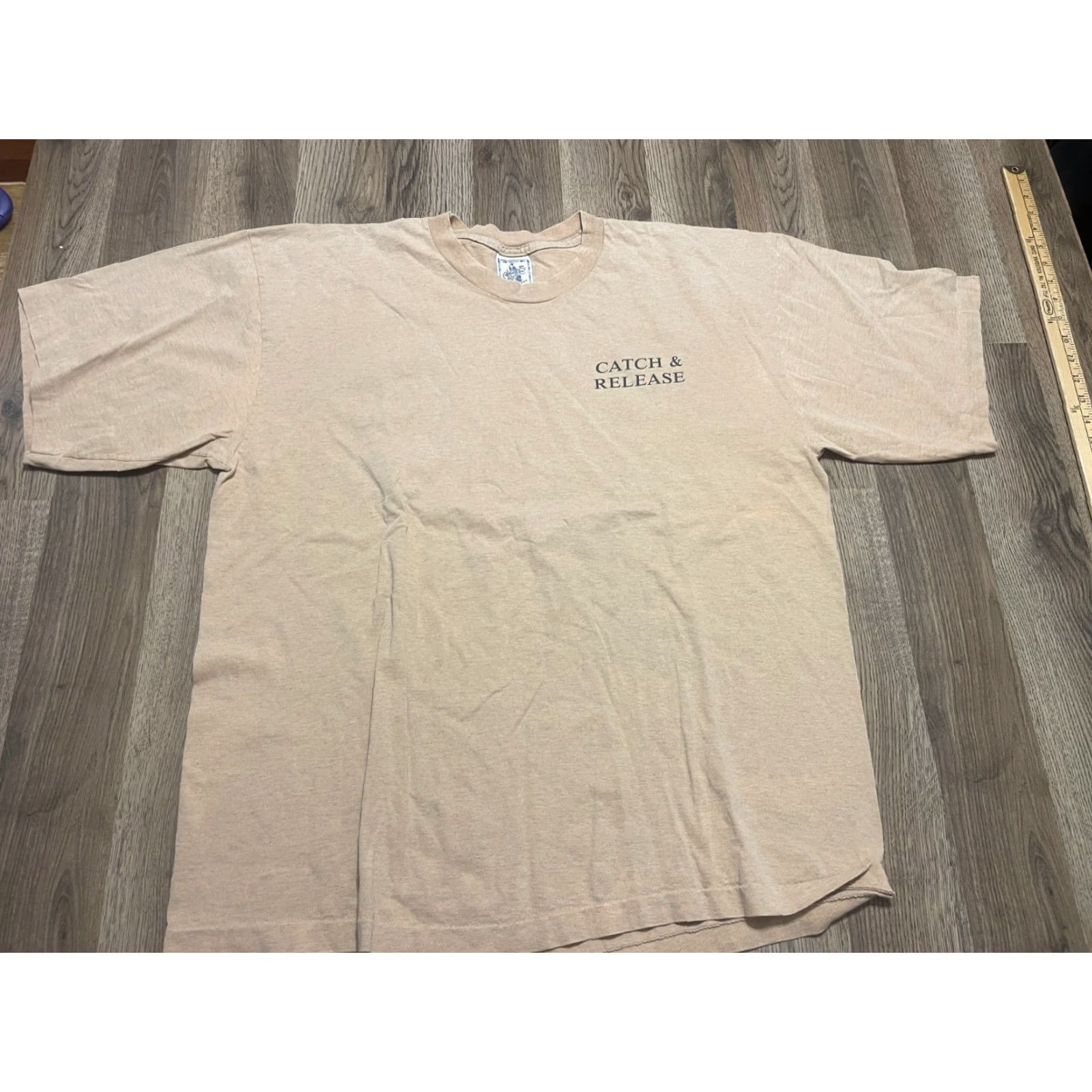Vintage **Catch & Release XXL Brown Bass Mouth T-Shirt** User: **Vintage Catch & Release XXL Brown Bass Mouth Shirt** Size US XXL / EU 58 / 5 - 2 Thumbnail