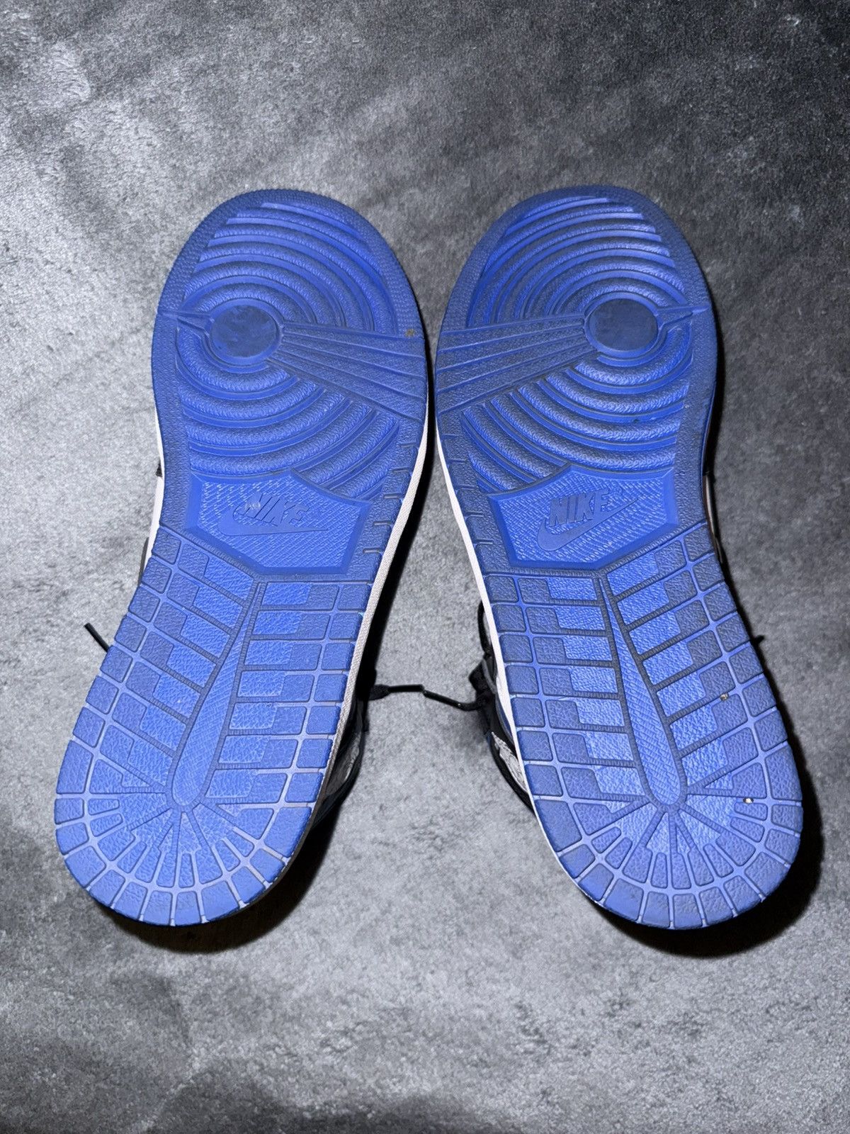 Jordan Brand Jordan 1 Retro High Royal Toe Size US 13 / EU 46 - 6 Thumbnail