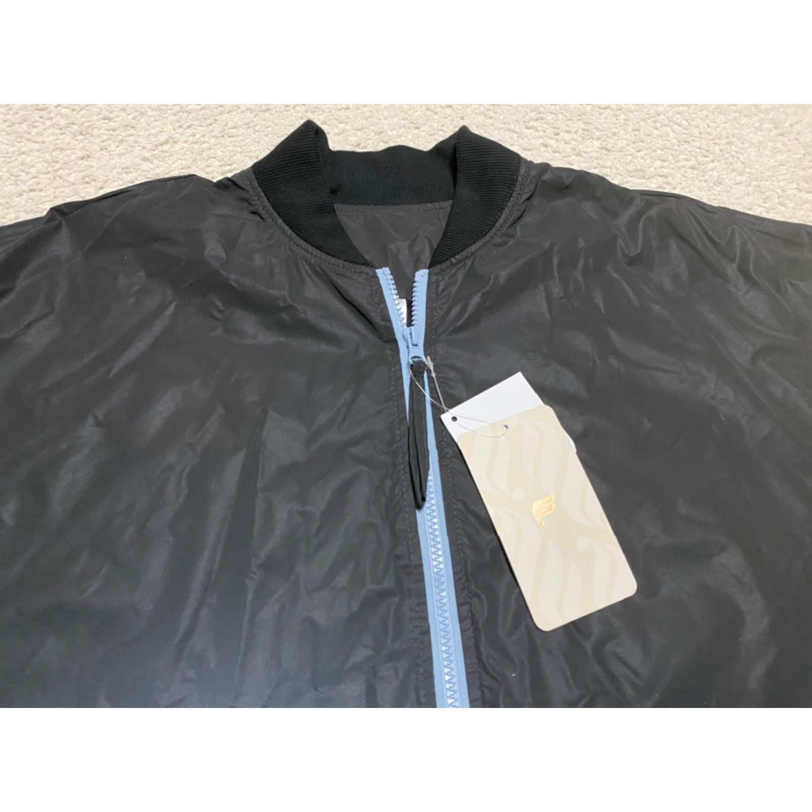Fabletics VINTAGE Fabletics Jacket Women's L Black Full Zip Windbreaker Reflective Mid-Length Zip All Seasons New with Tags Size L / US 10 / IT 46 - 3 Thumbnail