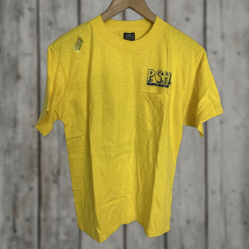 VINTAGE 1980s Pacific Coast Highway Surf T Shirt Men’s Yellow Large L Deadstock Anvil Cotton Short Sleeve Men’s Size L 1980s Surf Beach Theme Mens