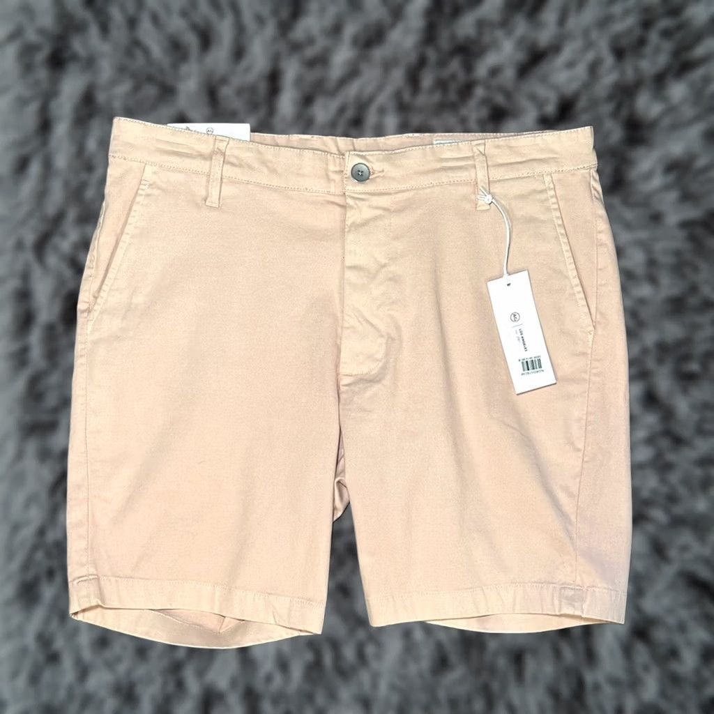 Vintage VINTAGE AG Adriano Goldschmied The Wanderer Slim Pink Chino Trouser Shorts Mens 33 Regular Pink 8in 35in 10in NR19 Size US 33 - 1 Thumbnail
