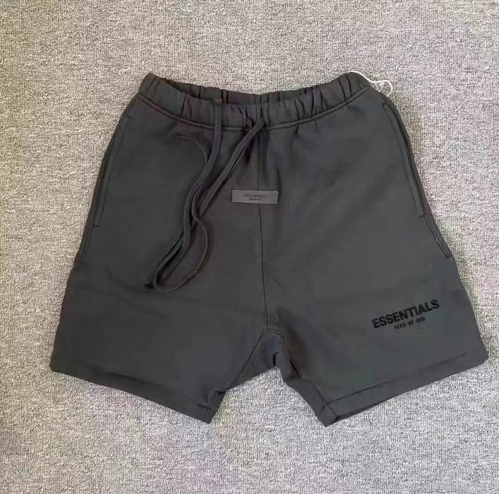 Essentials Fear of God Essentials Sweatshort (SS22) Stretch Limo XL ...